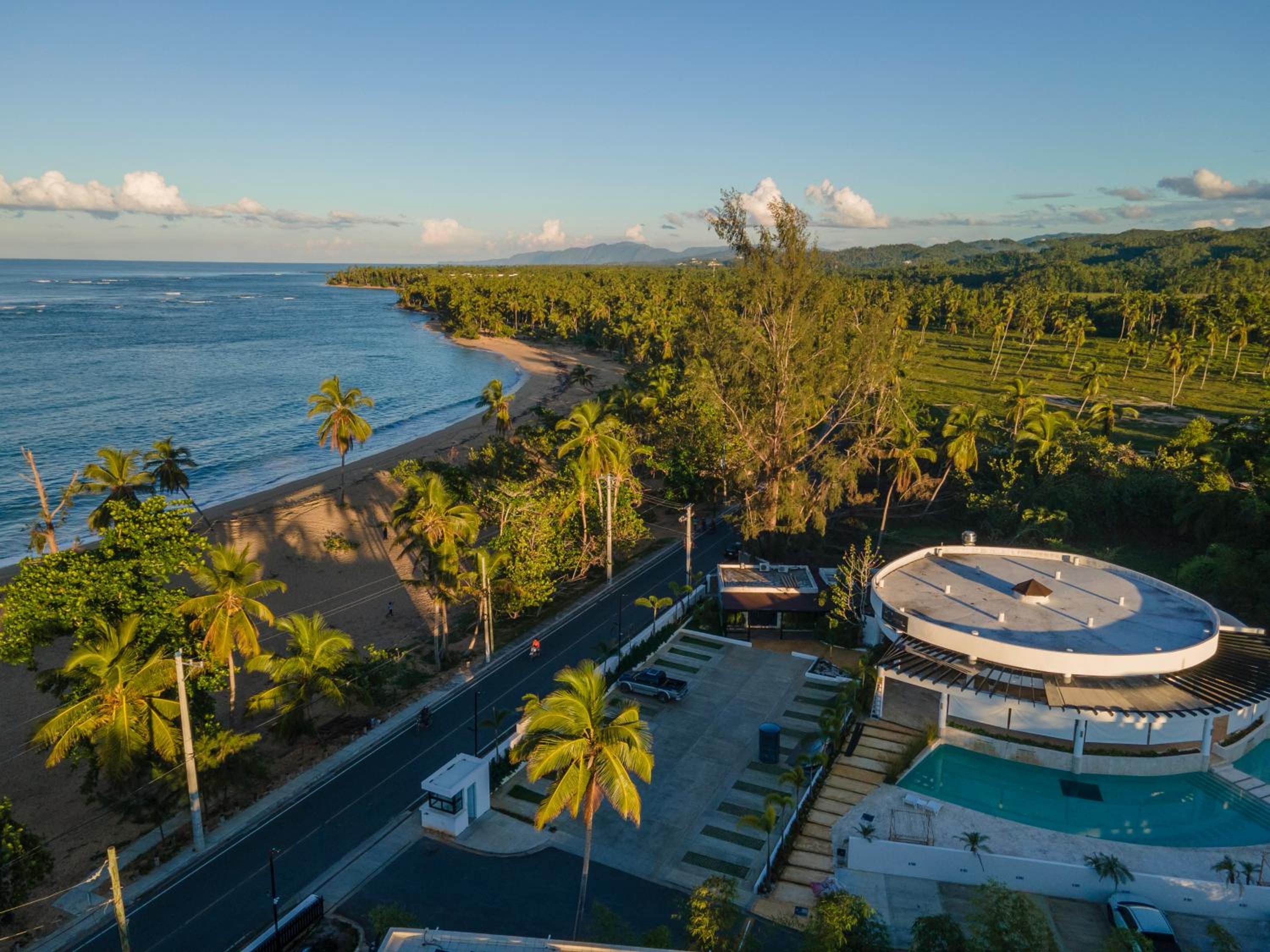 New Beachfront Penthouse Punta Popy