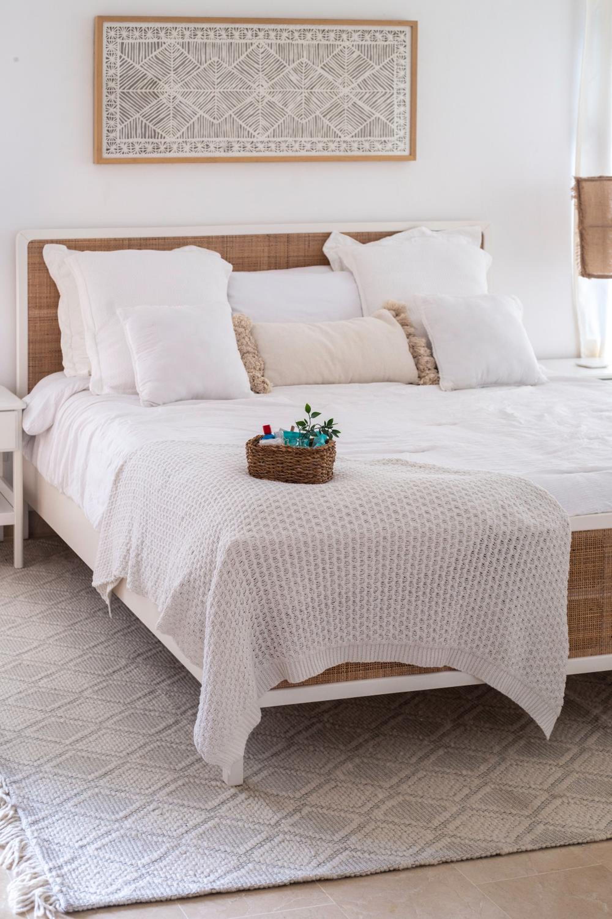 New Beachfront Penthouse Punta Popy