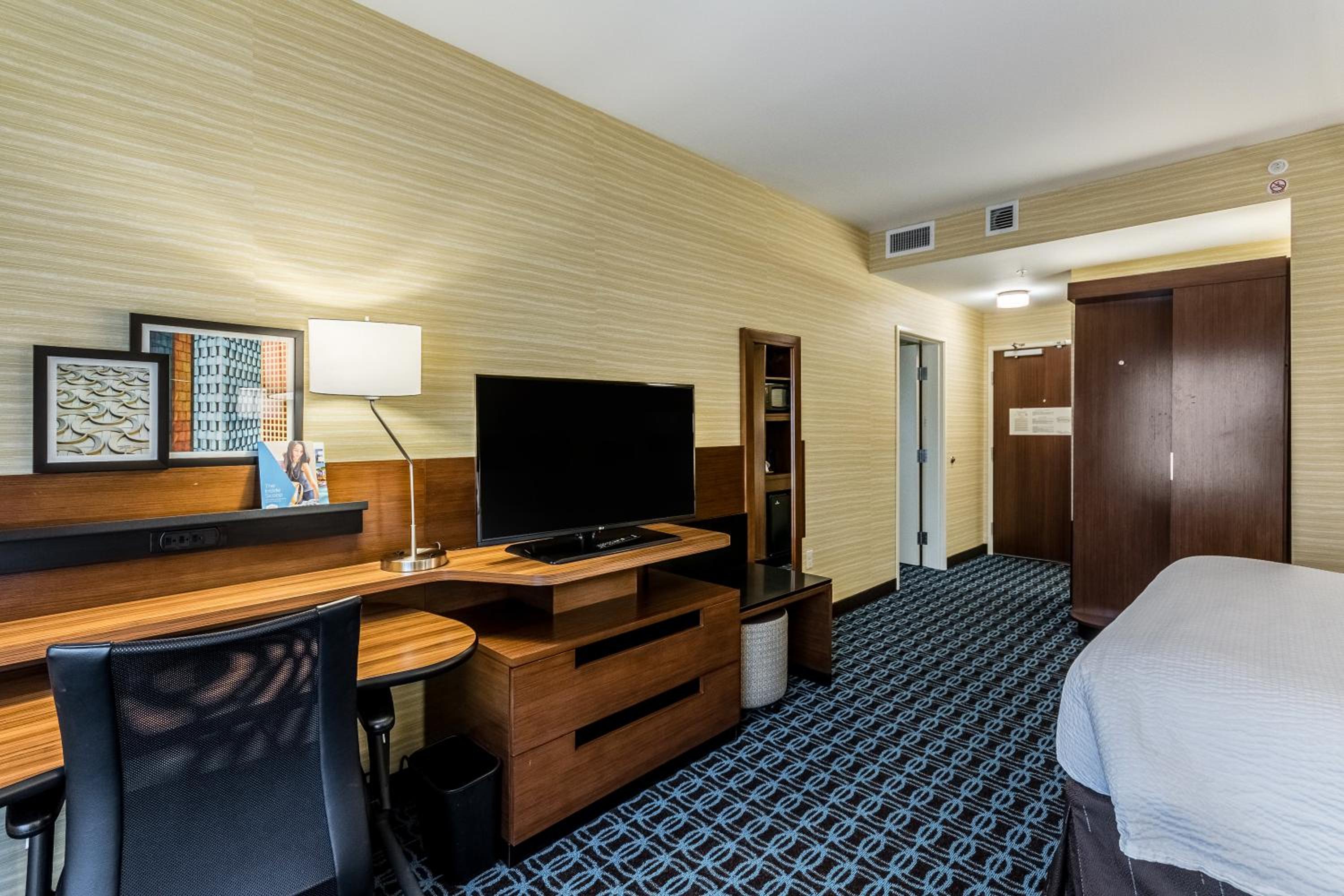 Butte Vacations - Fairfield Inn  Suites by Marriott Butte - Property Image 10