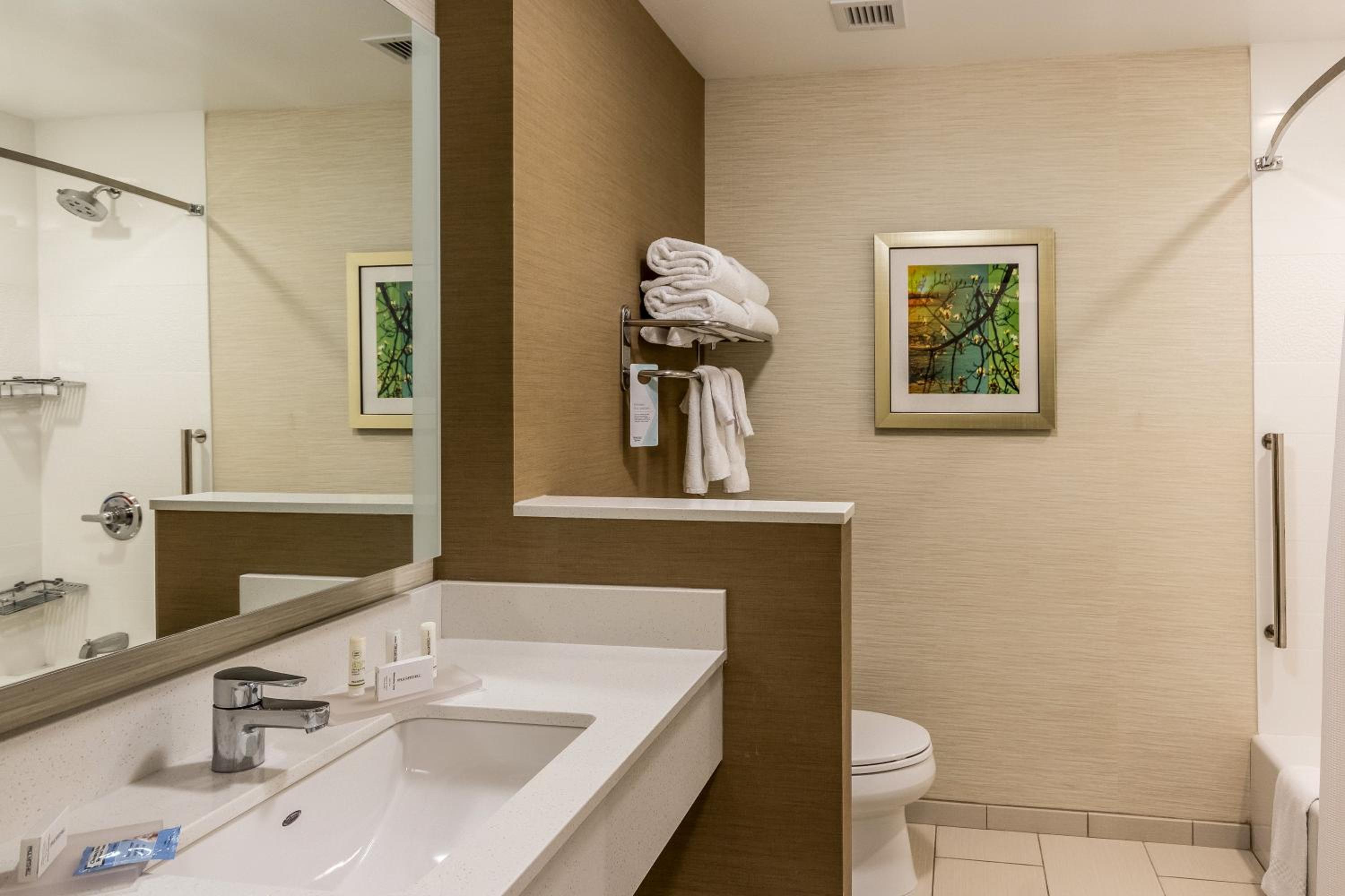 Butte Vacations - Fairfield Inn  Suites by Marriott Butte - Property Image 9