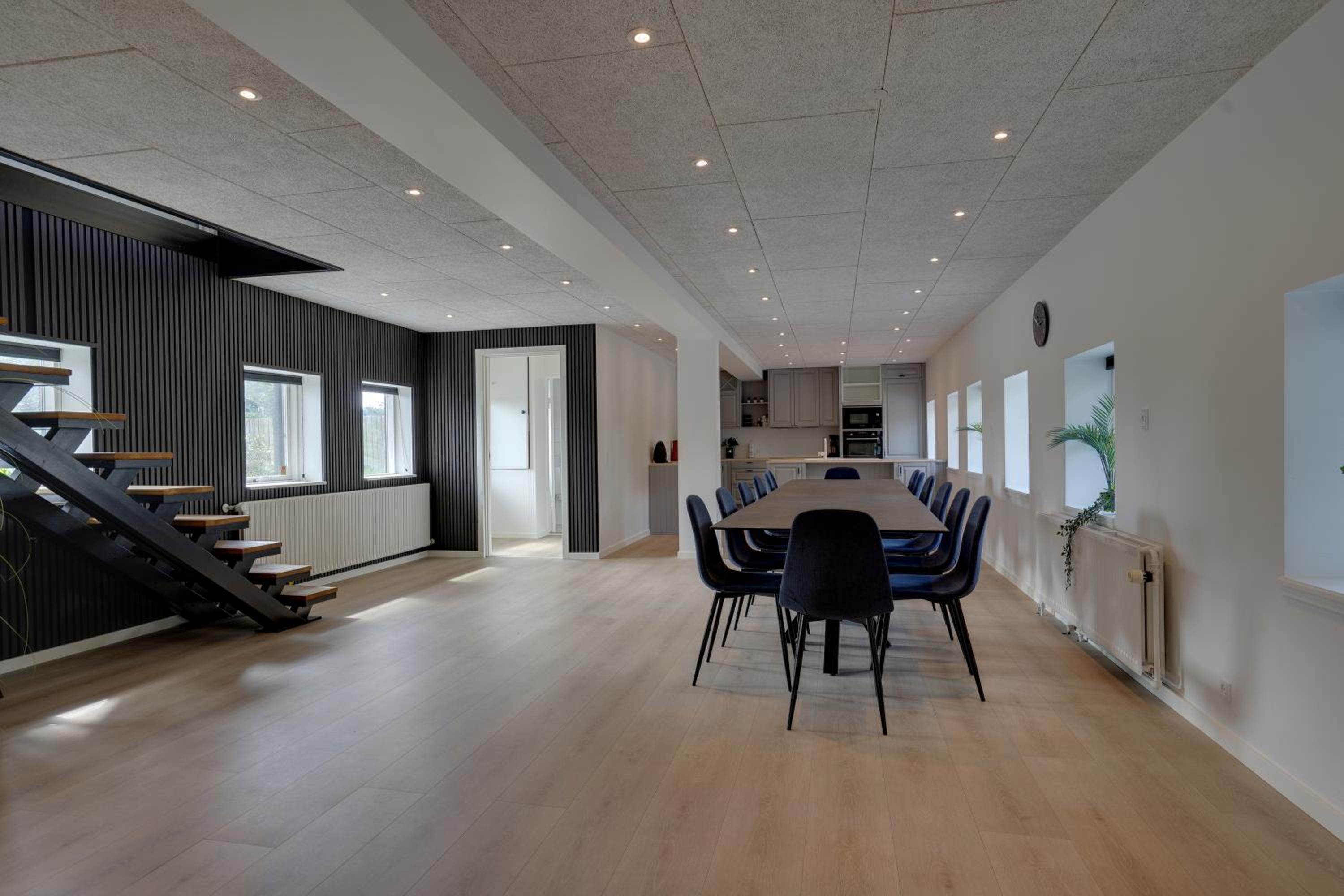 Stor villa til 16 gæster Sauna & vildmarksbad 200 m strand