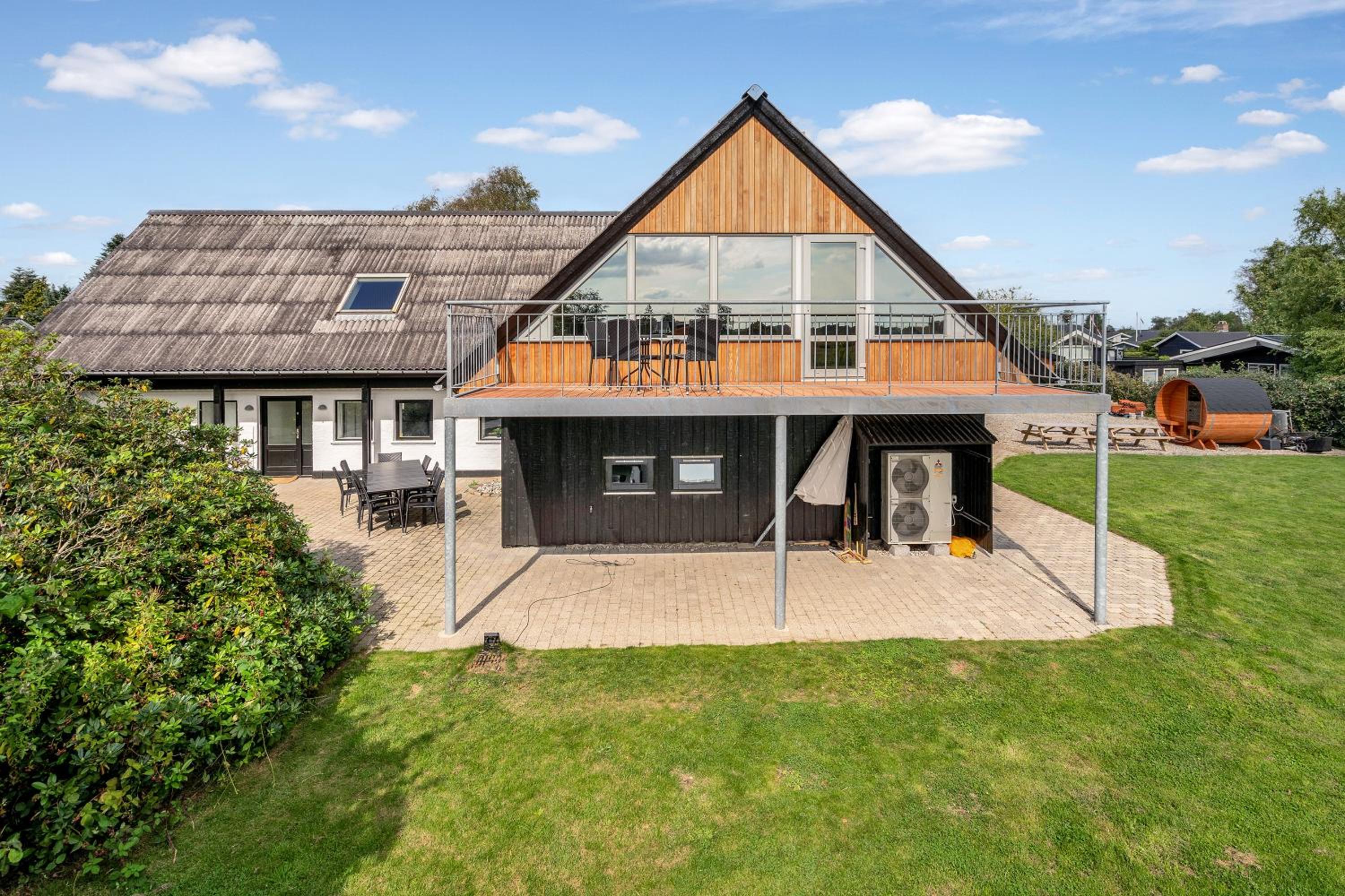 Stor villa til 16 gæster Sauna & vildmarksbad 200 m strand