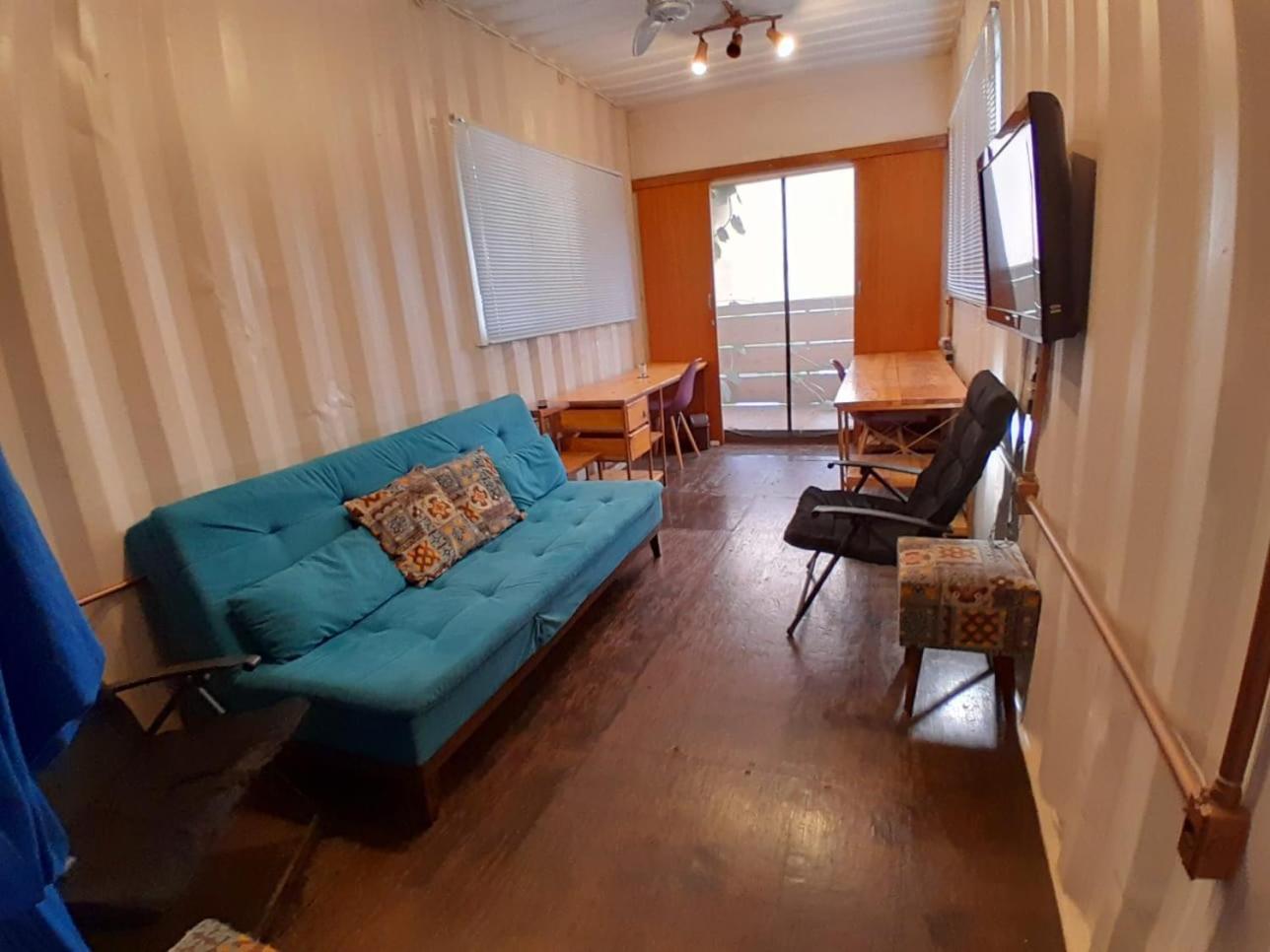 Casa Topázio no Container dos Cristais
