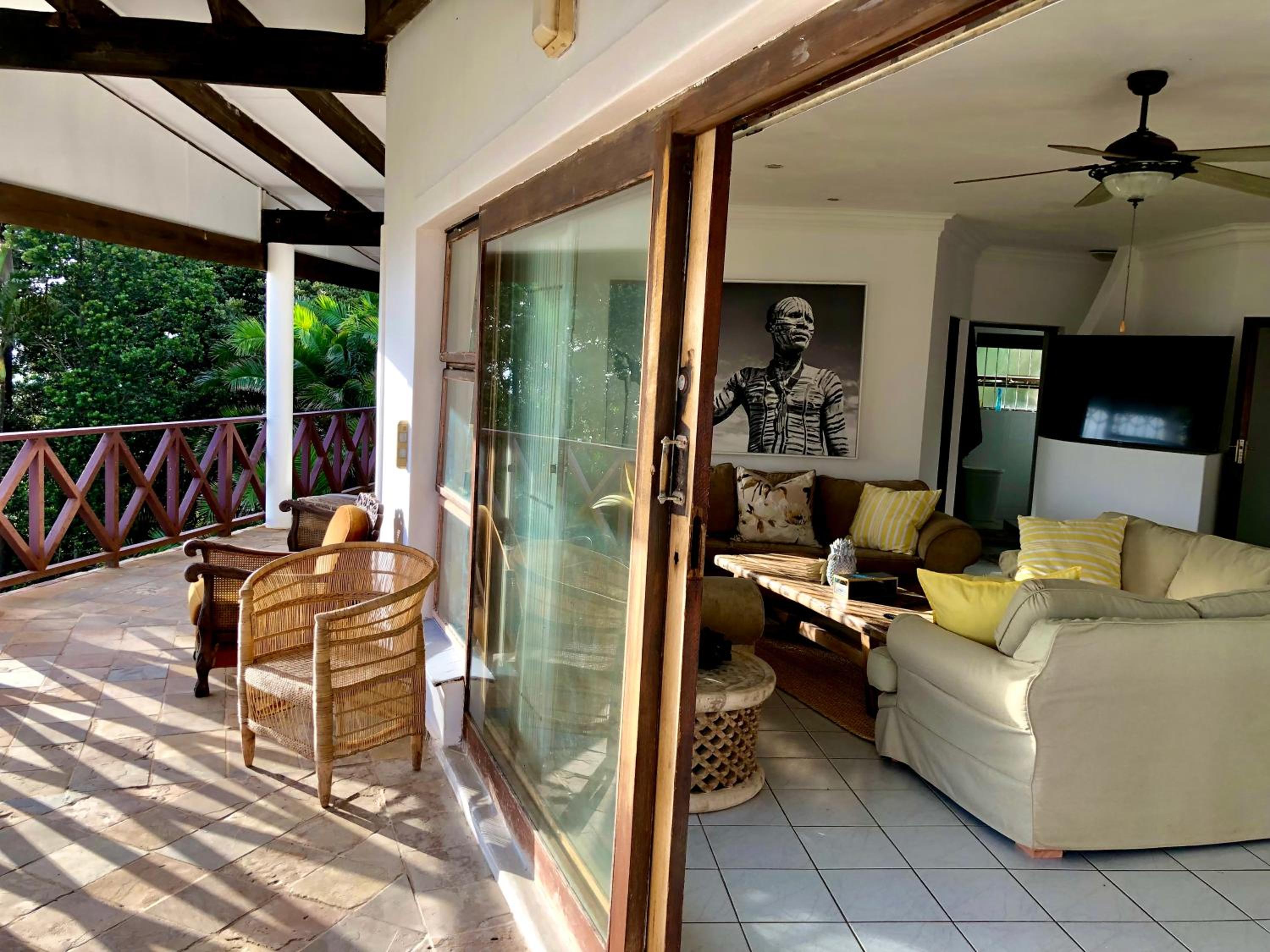 COCOVIEW BEACH HOUSE