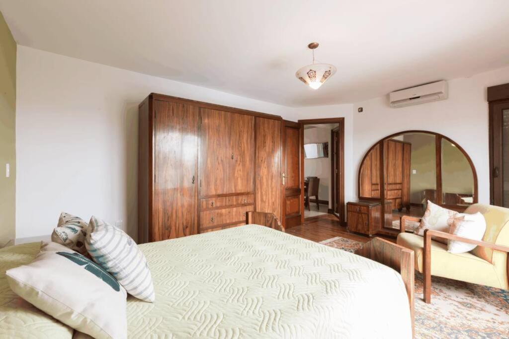 Penthouse with terrace at the Old City view 3