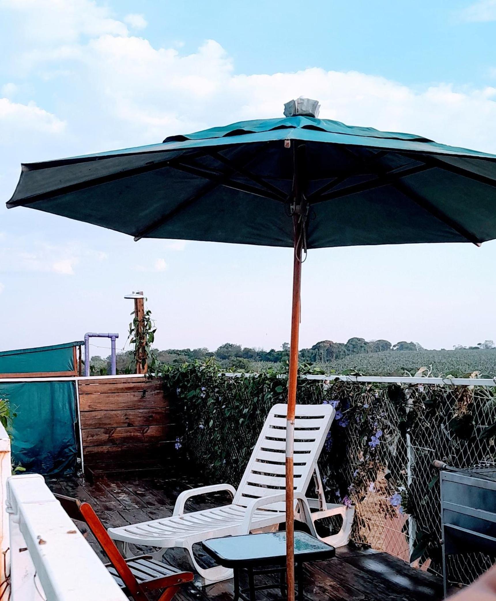 Casa Topázio no Container dos Cristais