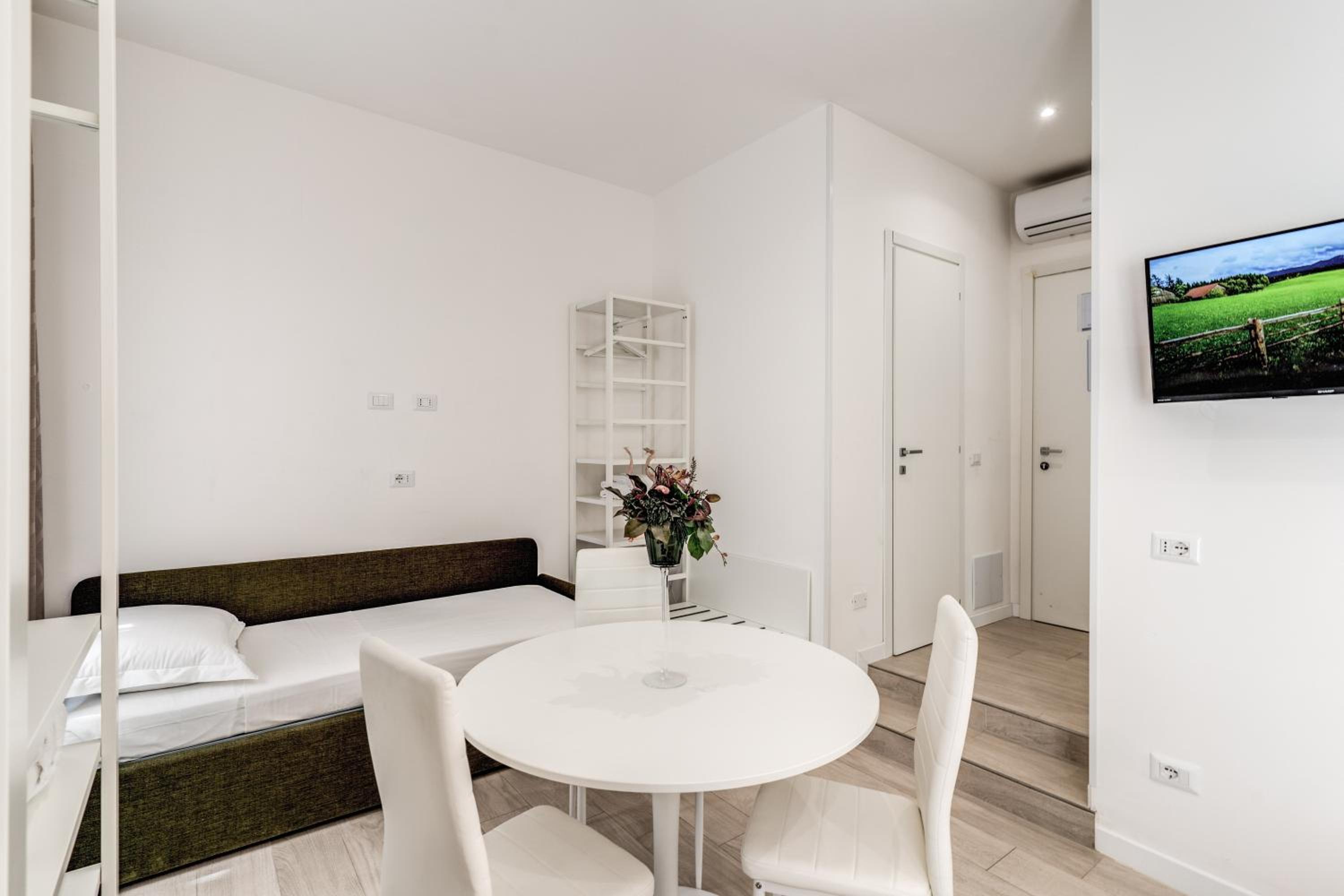 A Touch of Rome Guesthouse