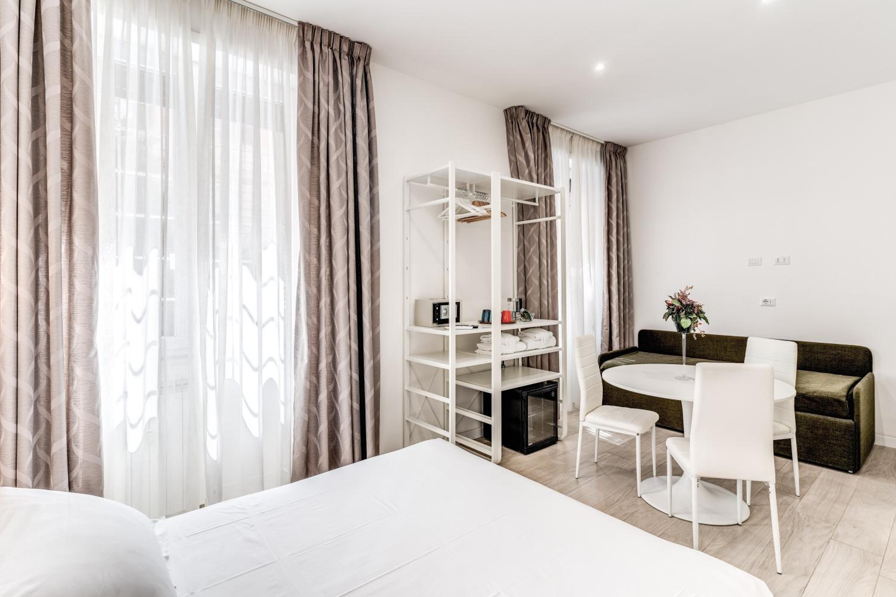 A Touch of Rome Guesthouse