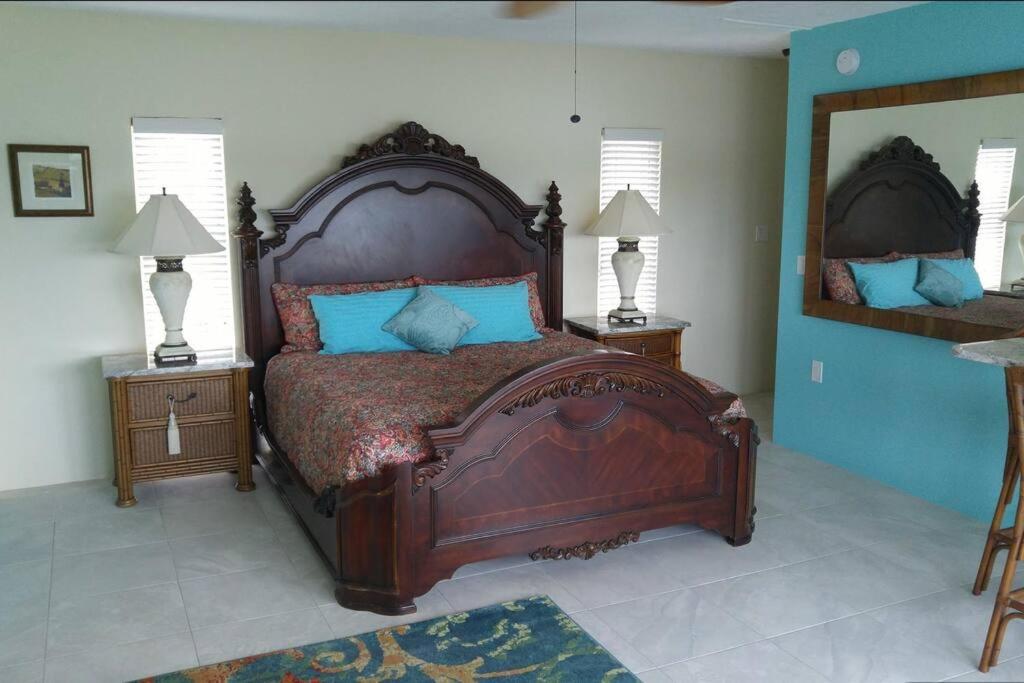 Boot Key Harbor Penthouse view 3