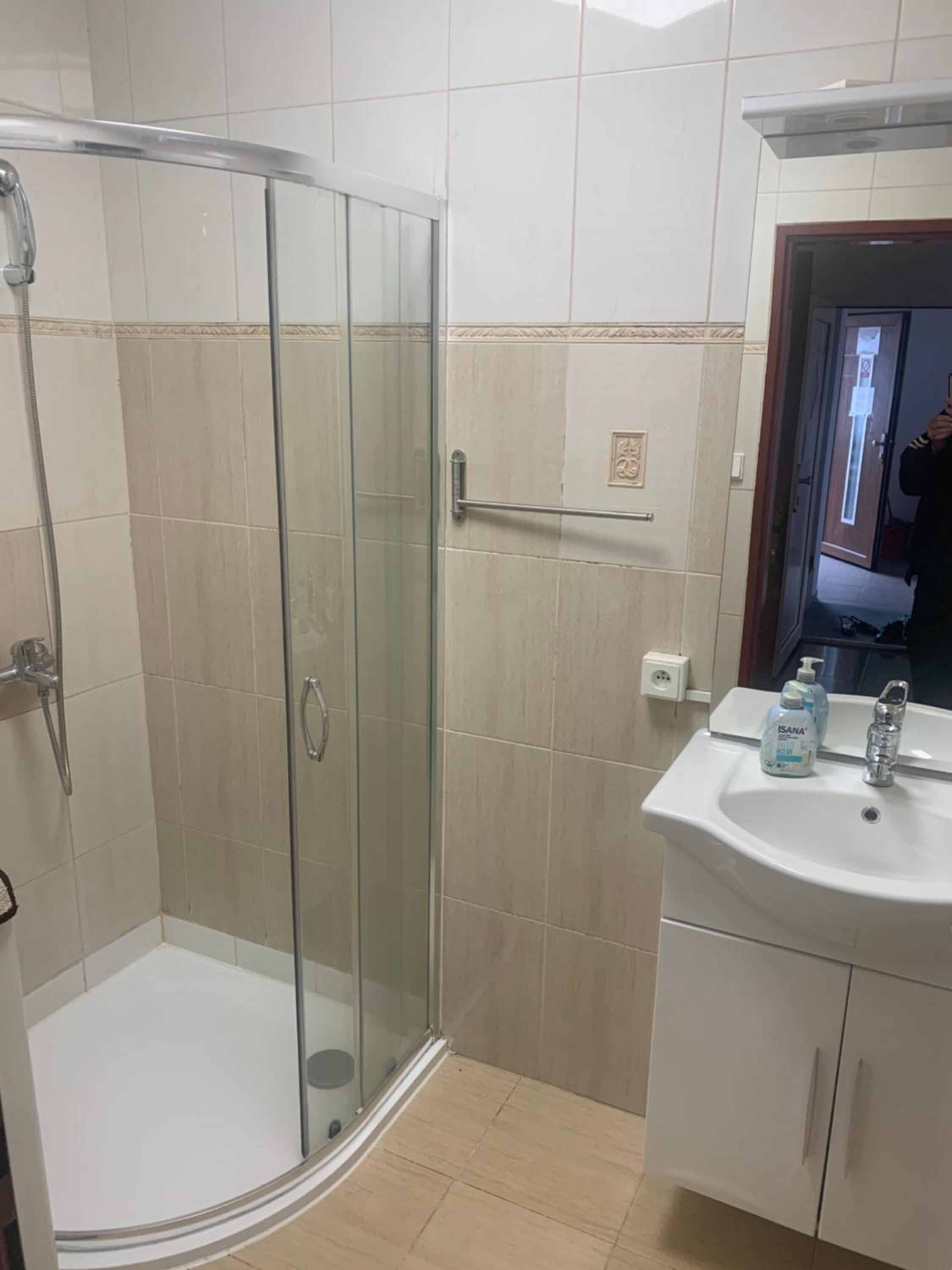 3 Apartments in 1 location