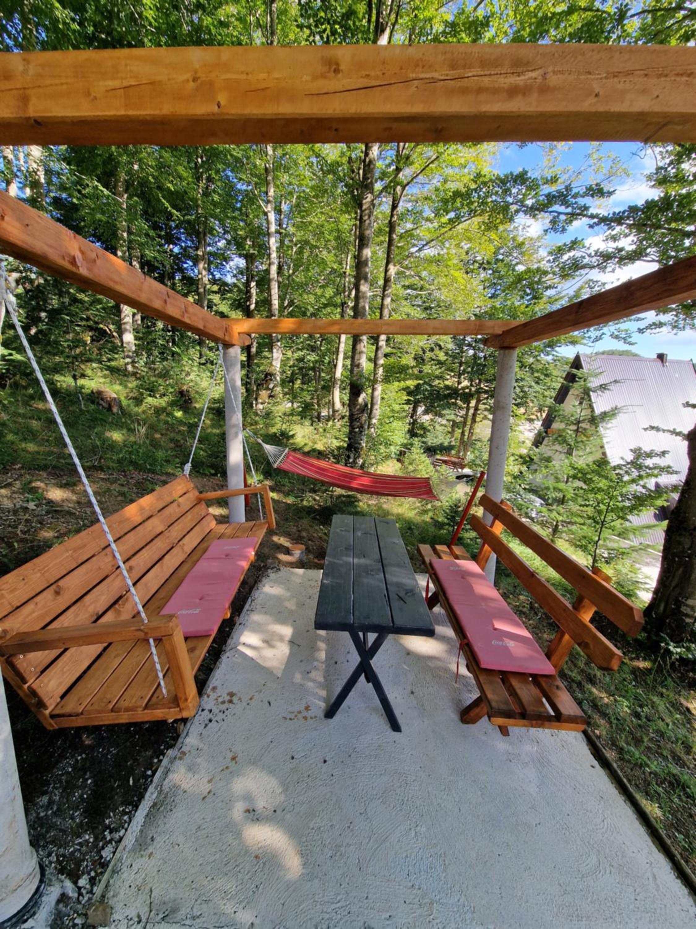 Weekend house NEST Bjelašnica
