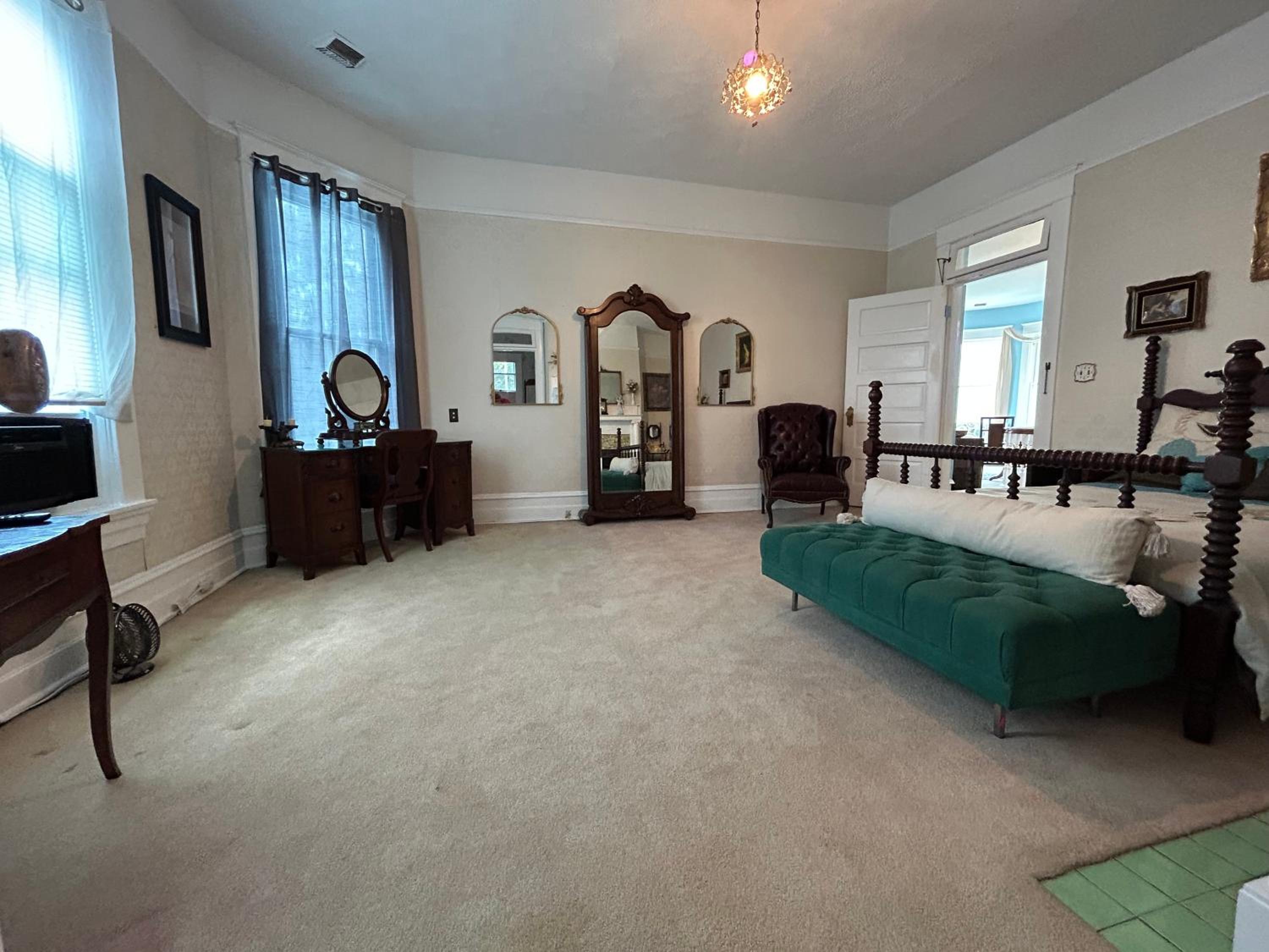 Enloe House Lodging & Events, photo 27