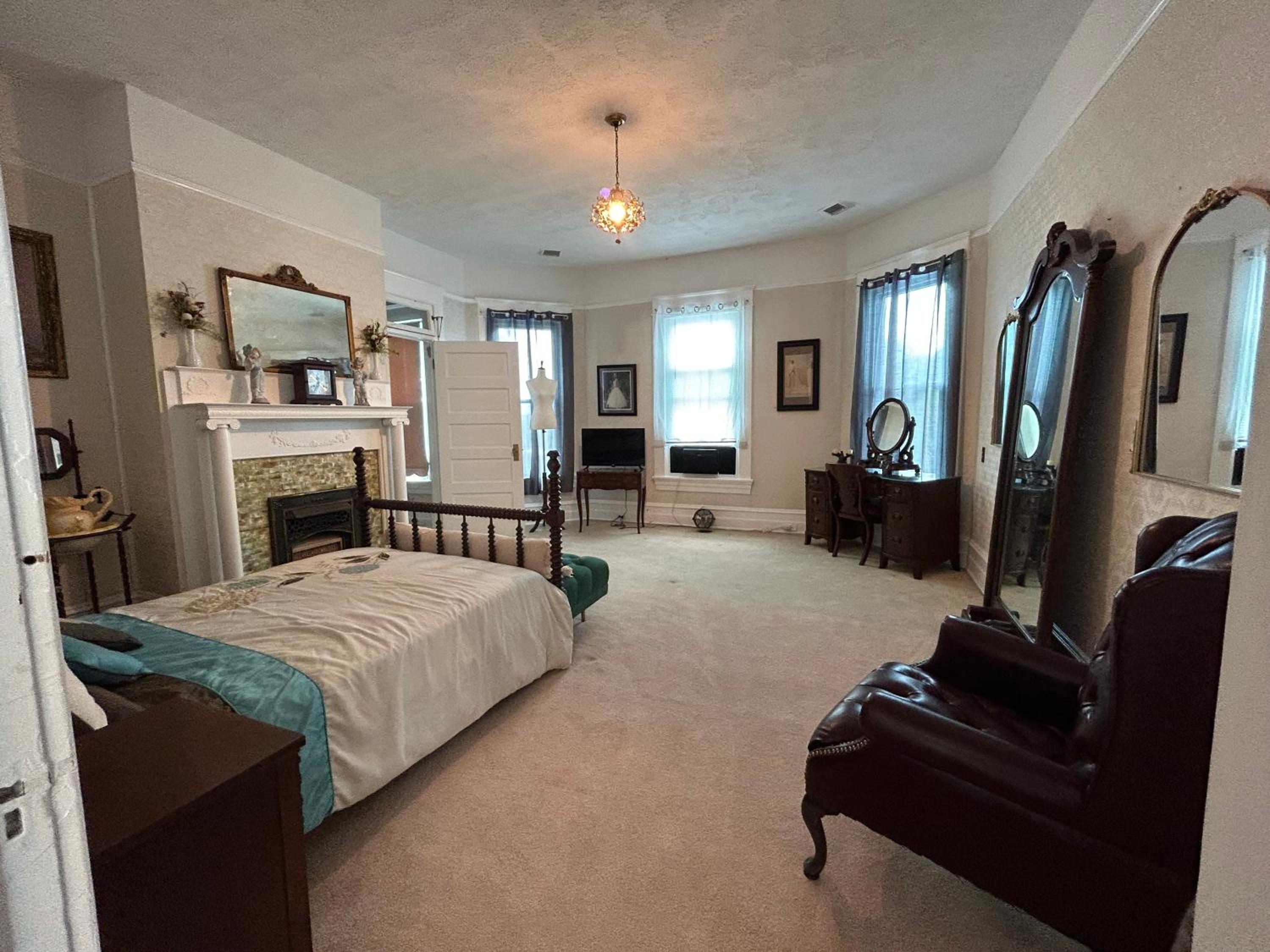 Enloe House Lodging & Events, photo 22