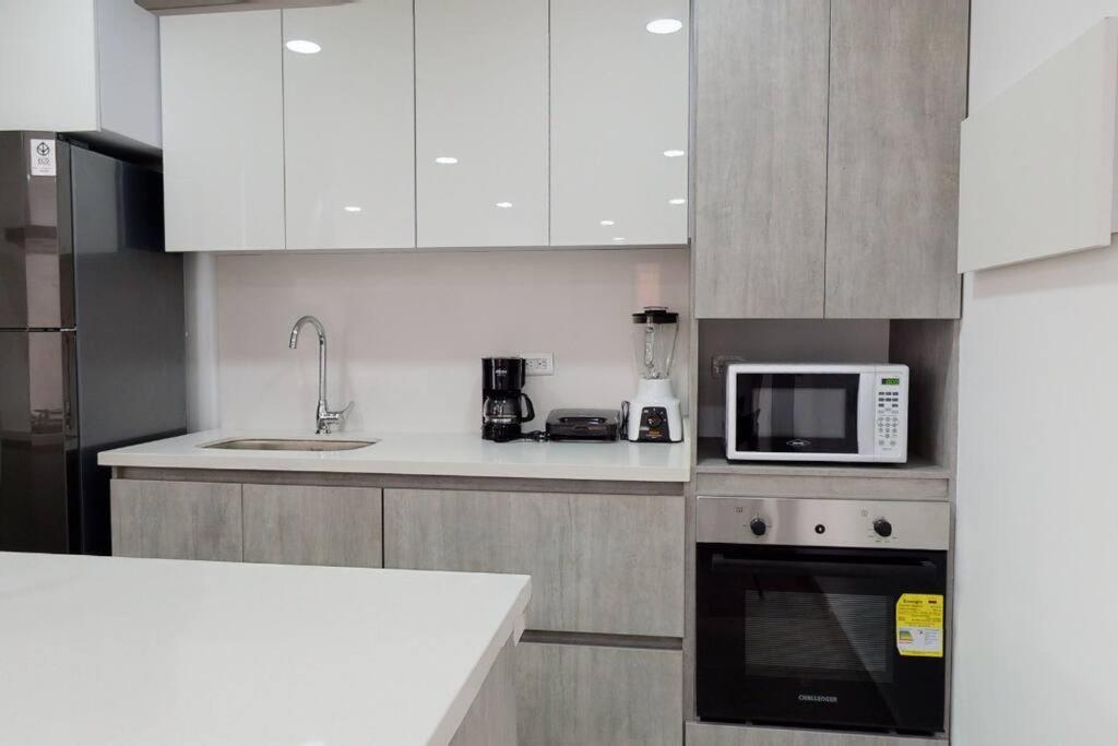 Unicentro Modern Apartments