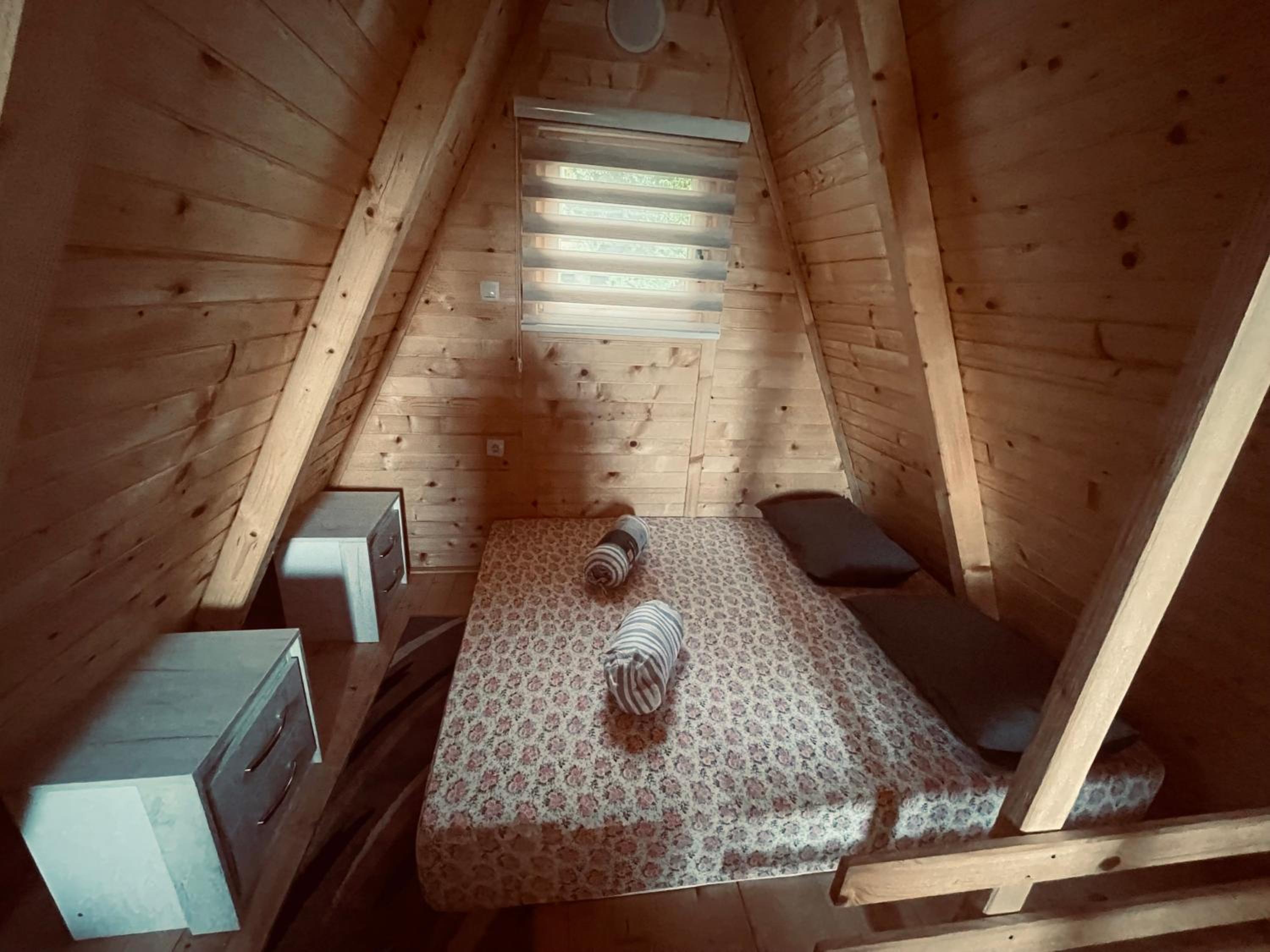 Vikendica VIDIKOVAC na Piramidi Sunca