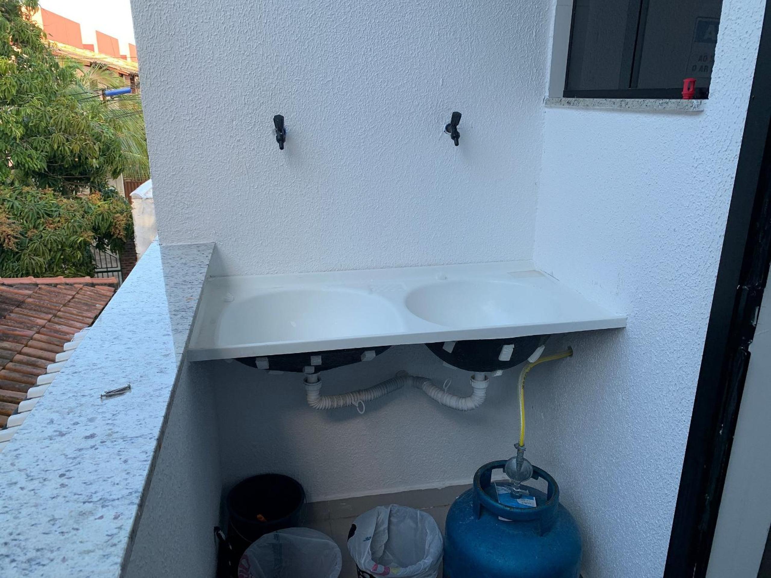 Quarto duplo na orla de Porto Bahia