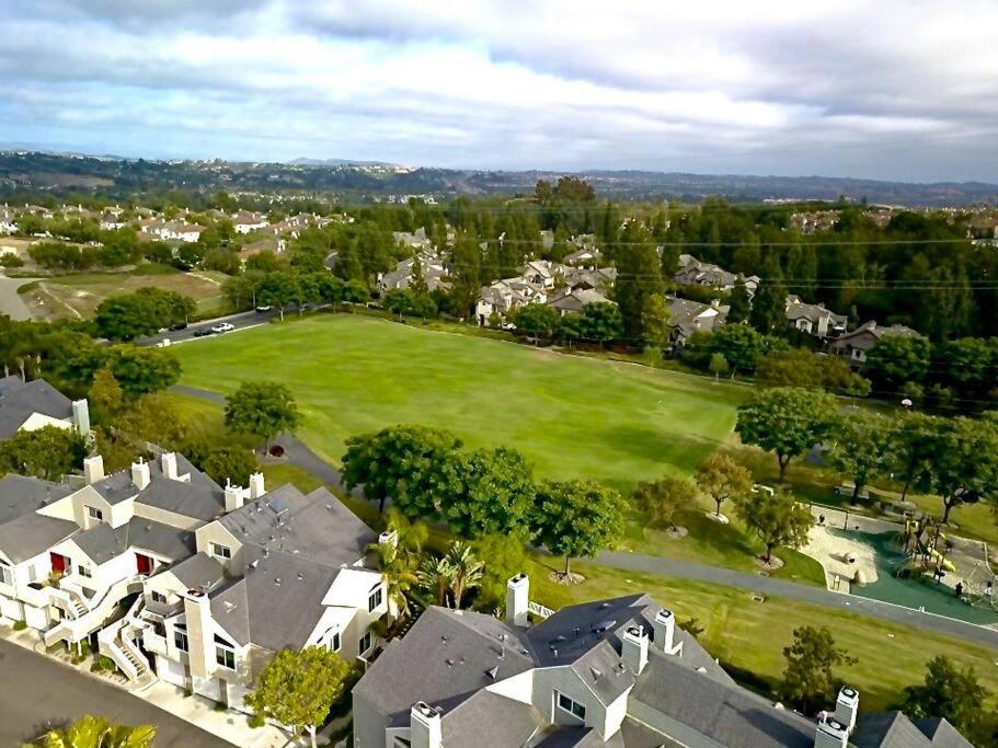 King Bed - Condo in Irvine