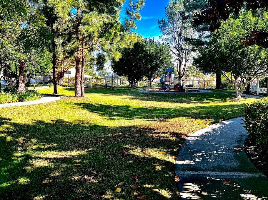 King Bed - Condo in Irvine