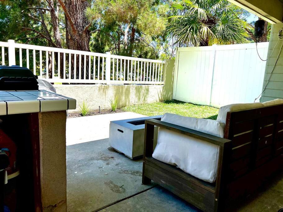 King Bed - Condo in Irvine