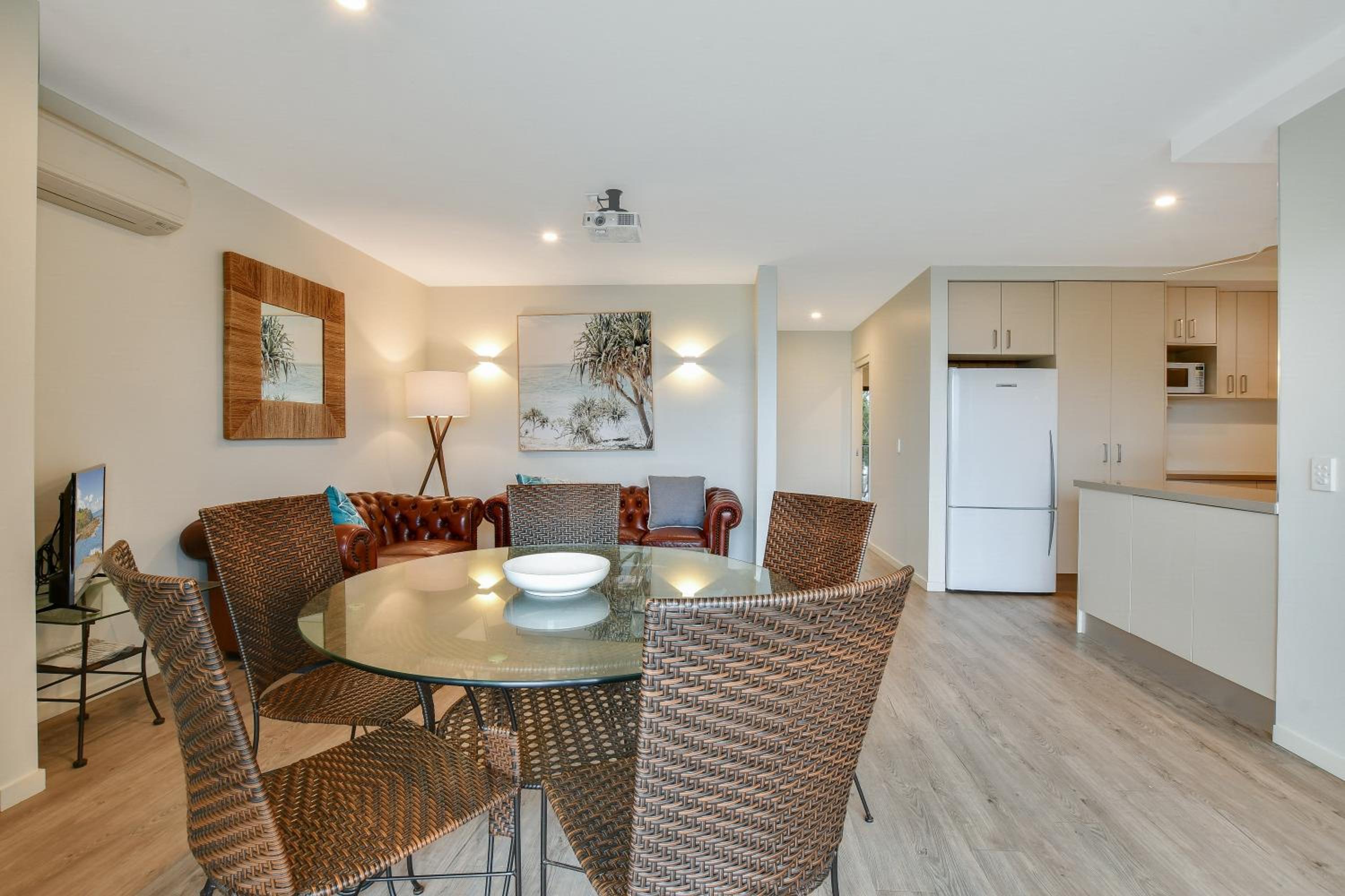 Illawong Apartments
