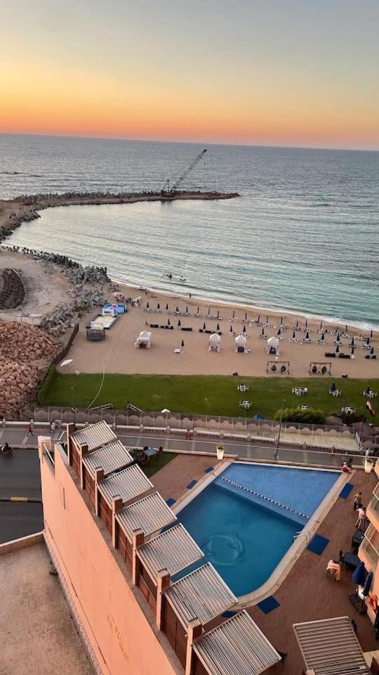 Stunning Seaview Apartment