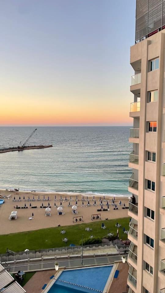 Stunning Seaview Apartment