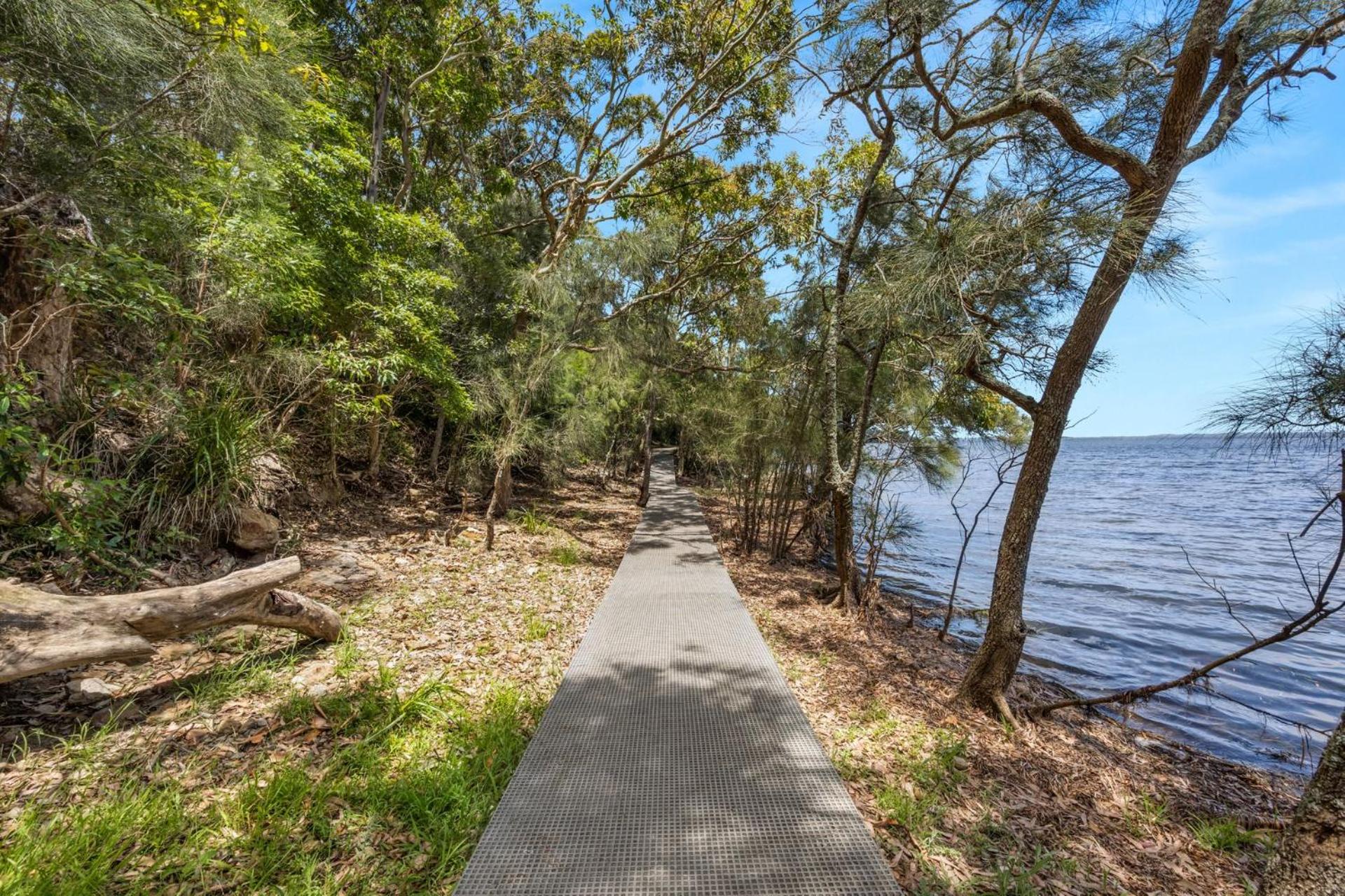 Sanctuary Point Hideaway - Belle Escapes Jervis Bay