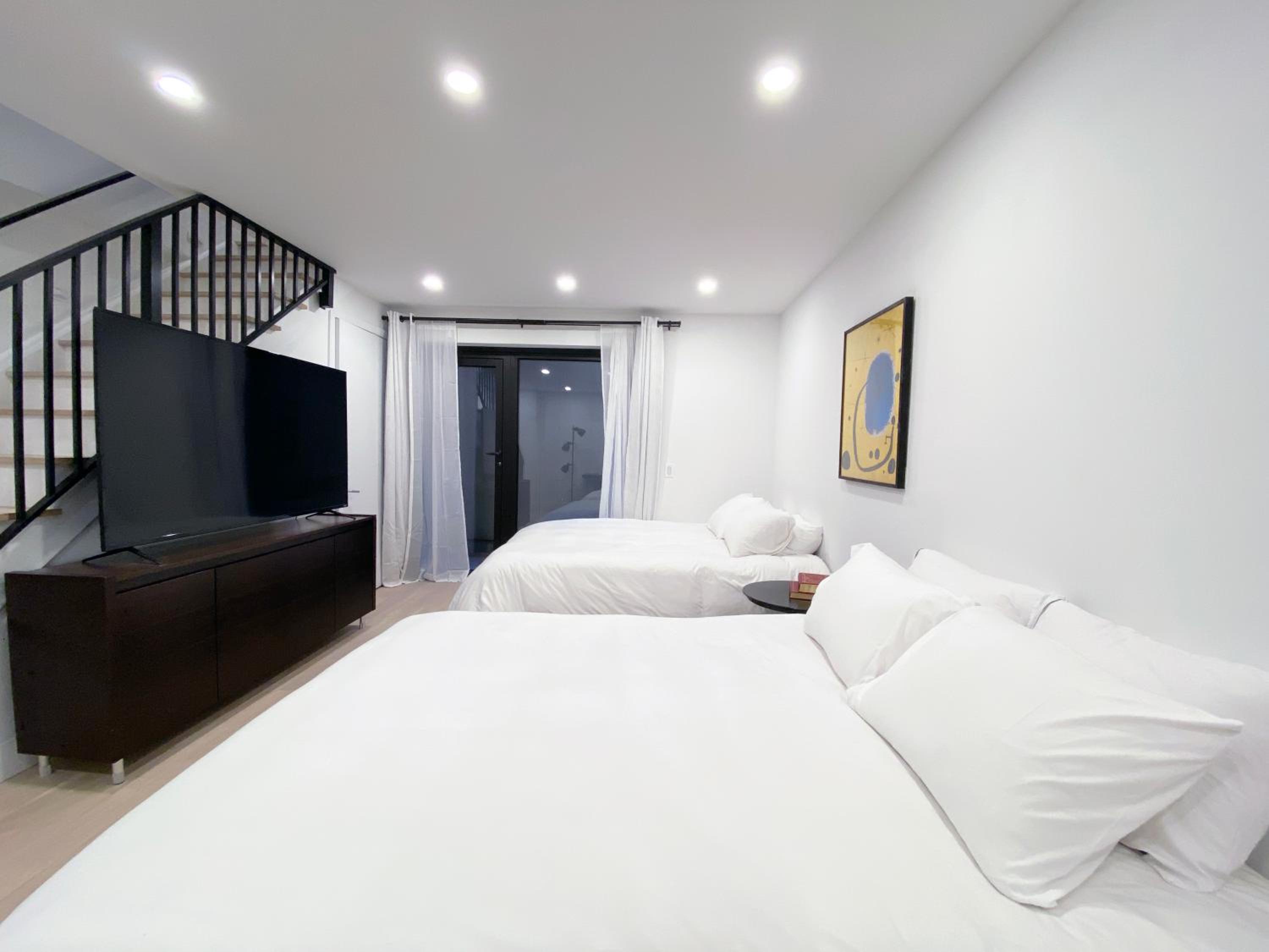 Three Bedroom in Lower Manhattan!