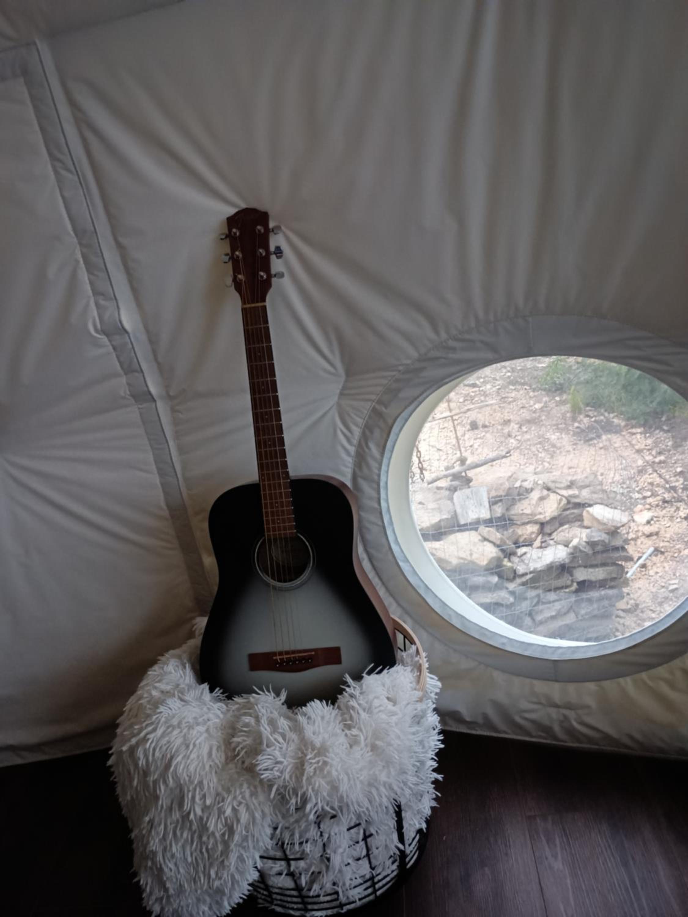 WATERFRONT LUXURY GLAMPING DOME