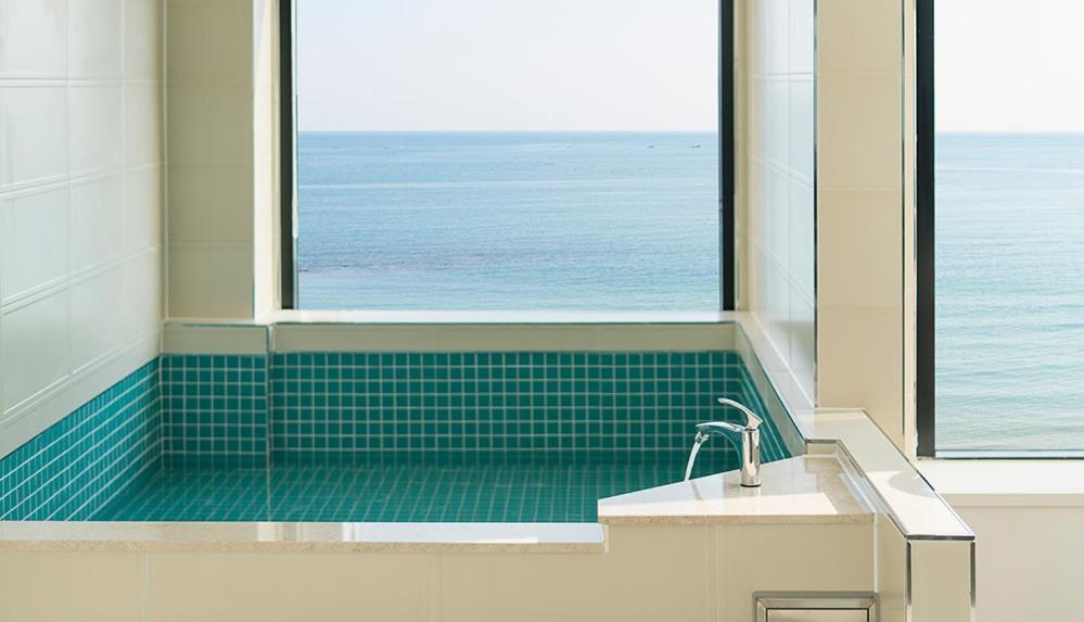 Busan Graysands