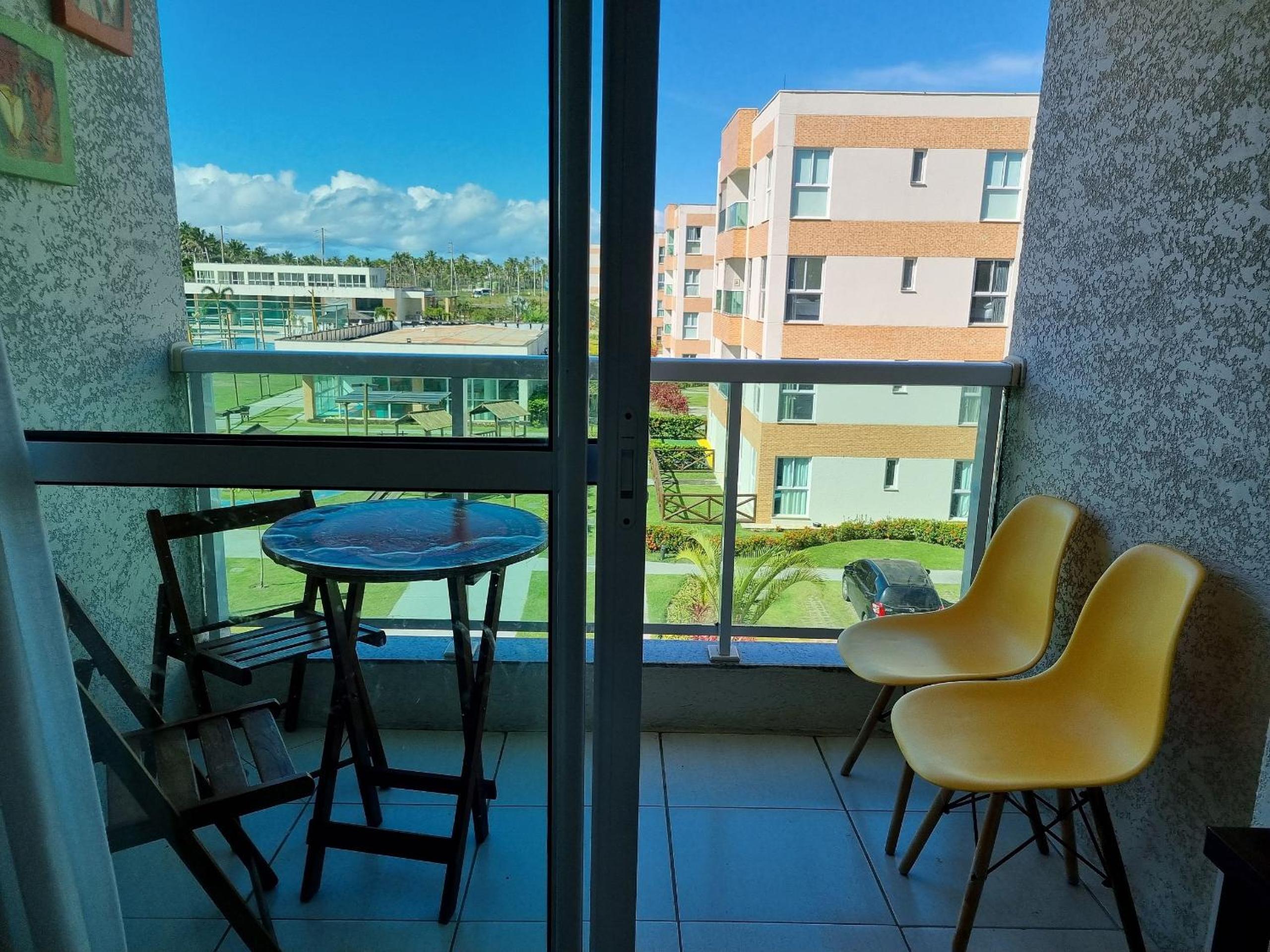 Muro Alto Condomínio Clube Porto de Galinhas por Brevelar
