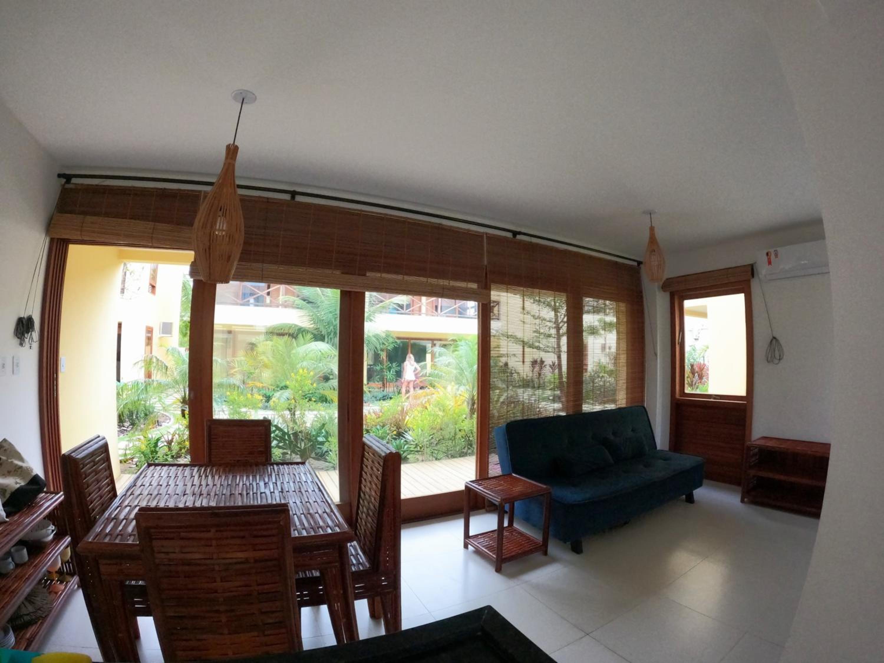 VILA BOMBACA - 100m da praia