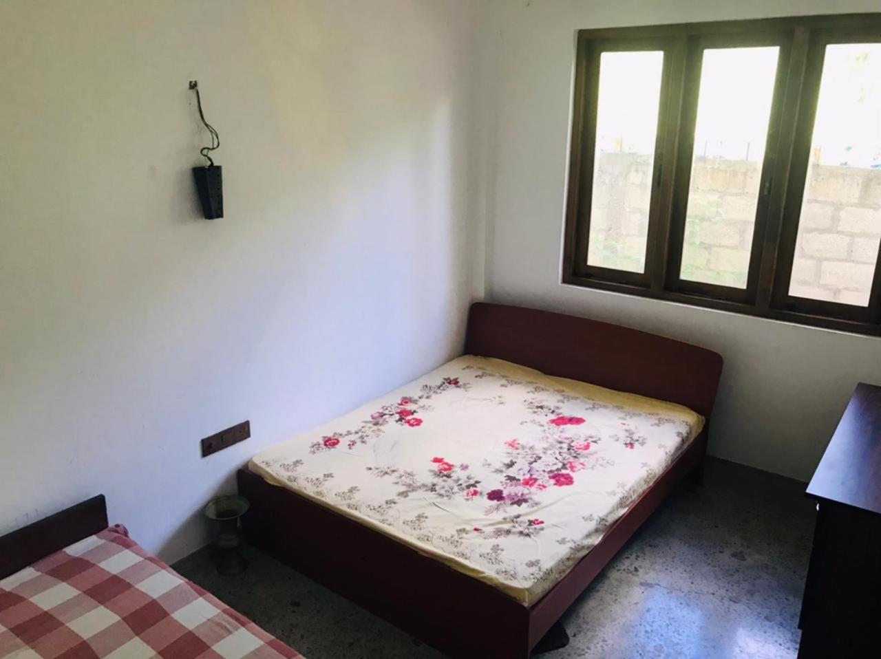 White Villa 19A Homestay