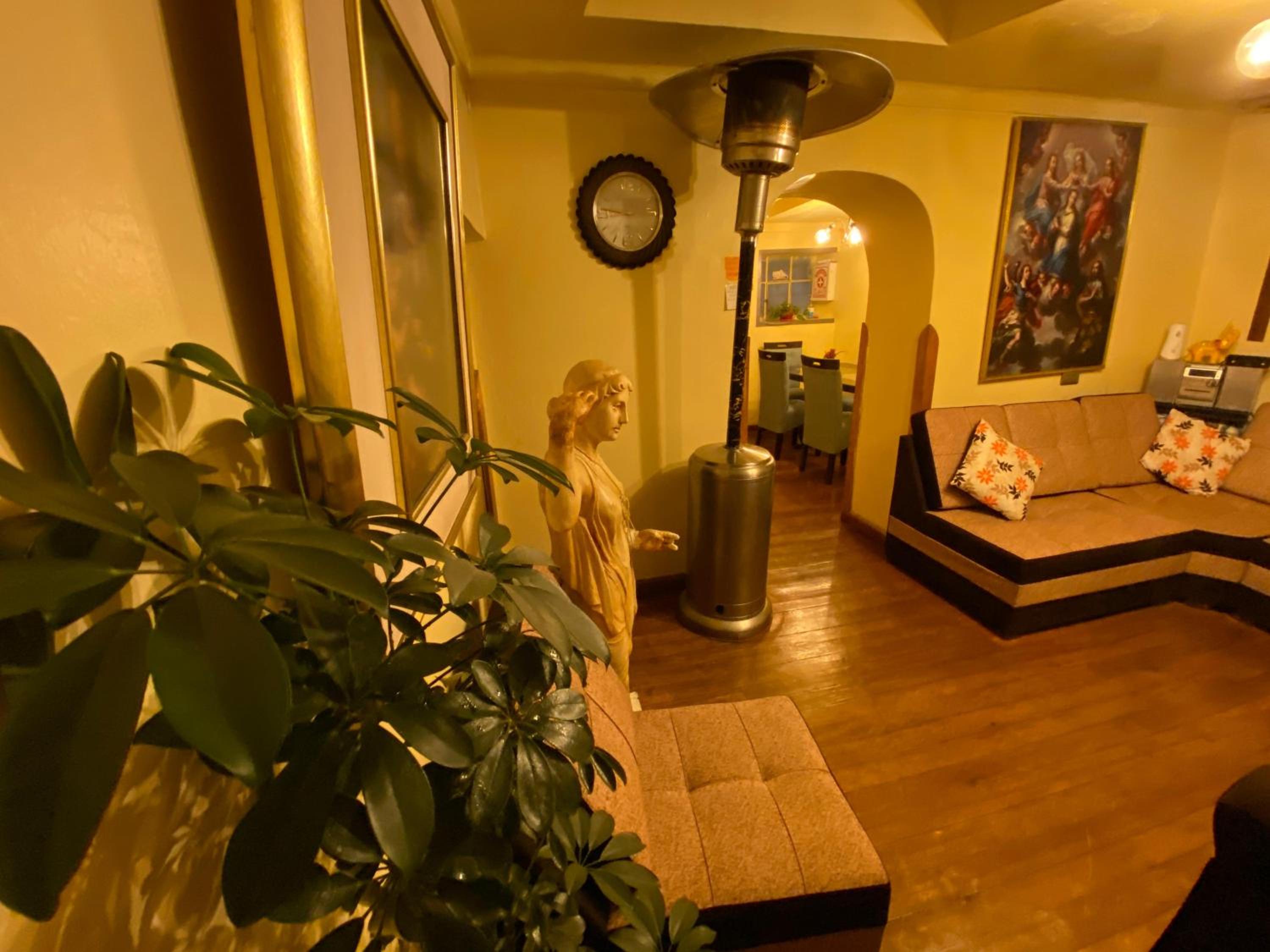 lounge