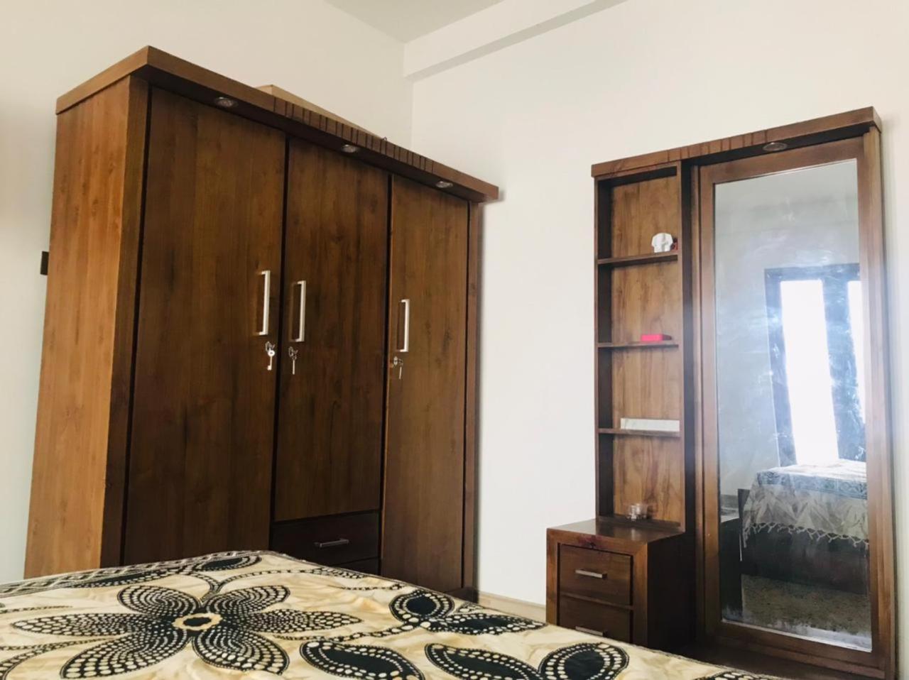 White Villa 19A Homestay