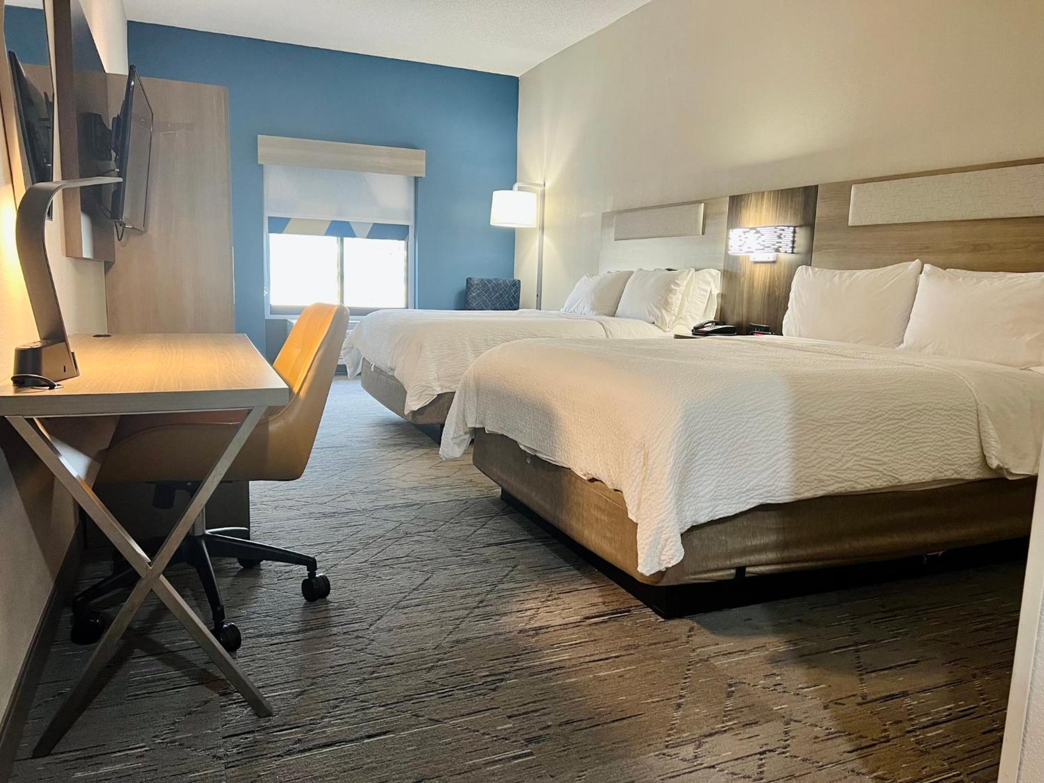 Sebring Vacations - Holiday Inn Express Suites Sebring, an IHG Hotel - Property Image 41
