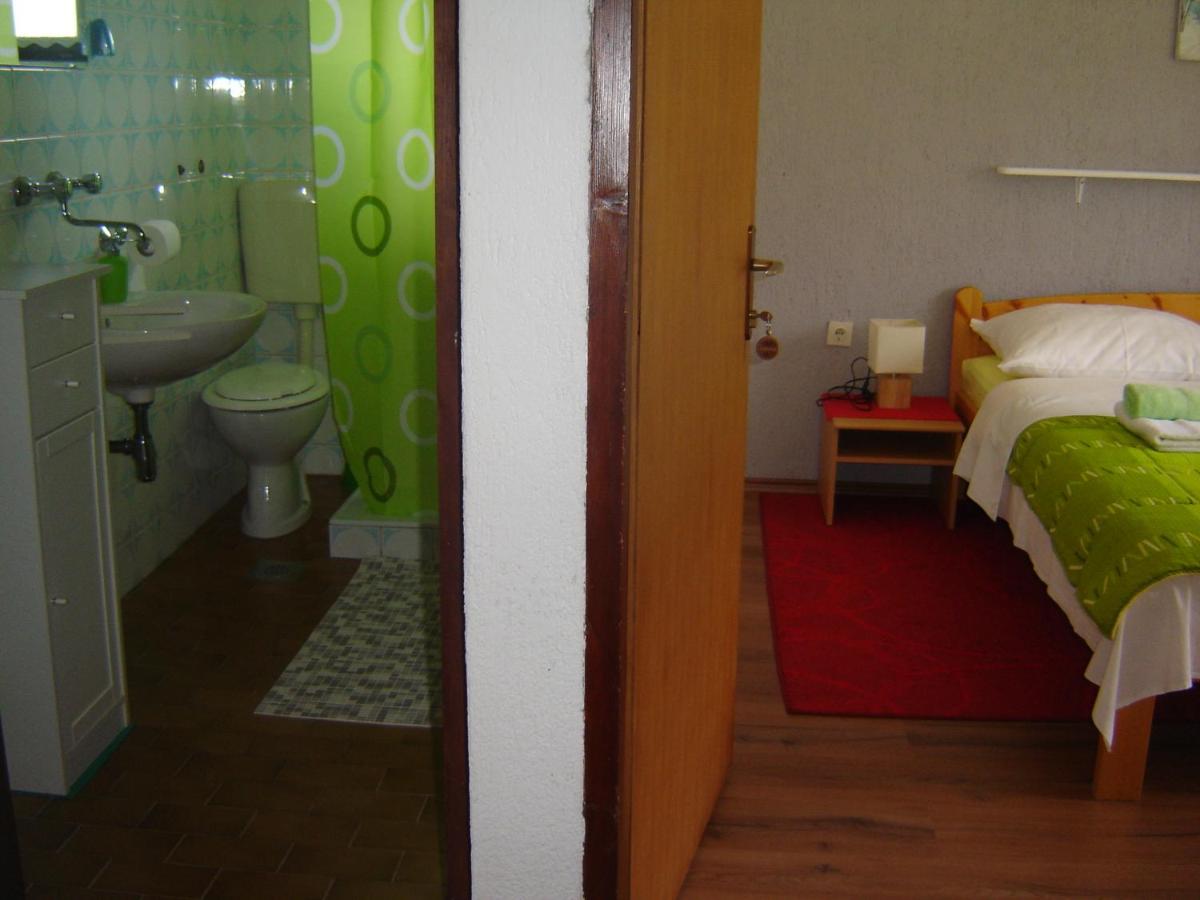 Photo 32