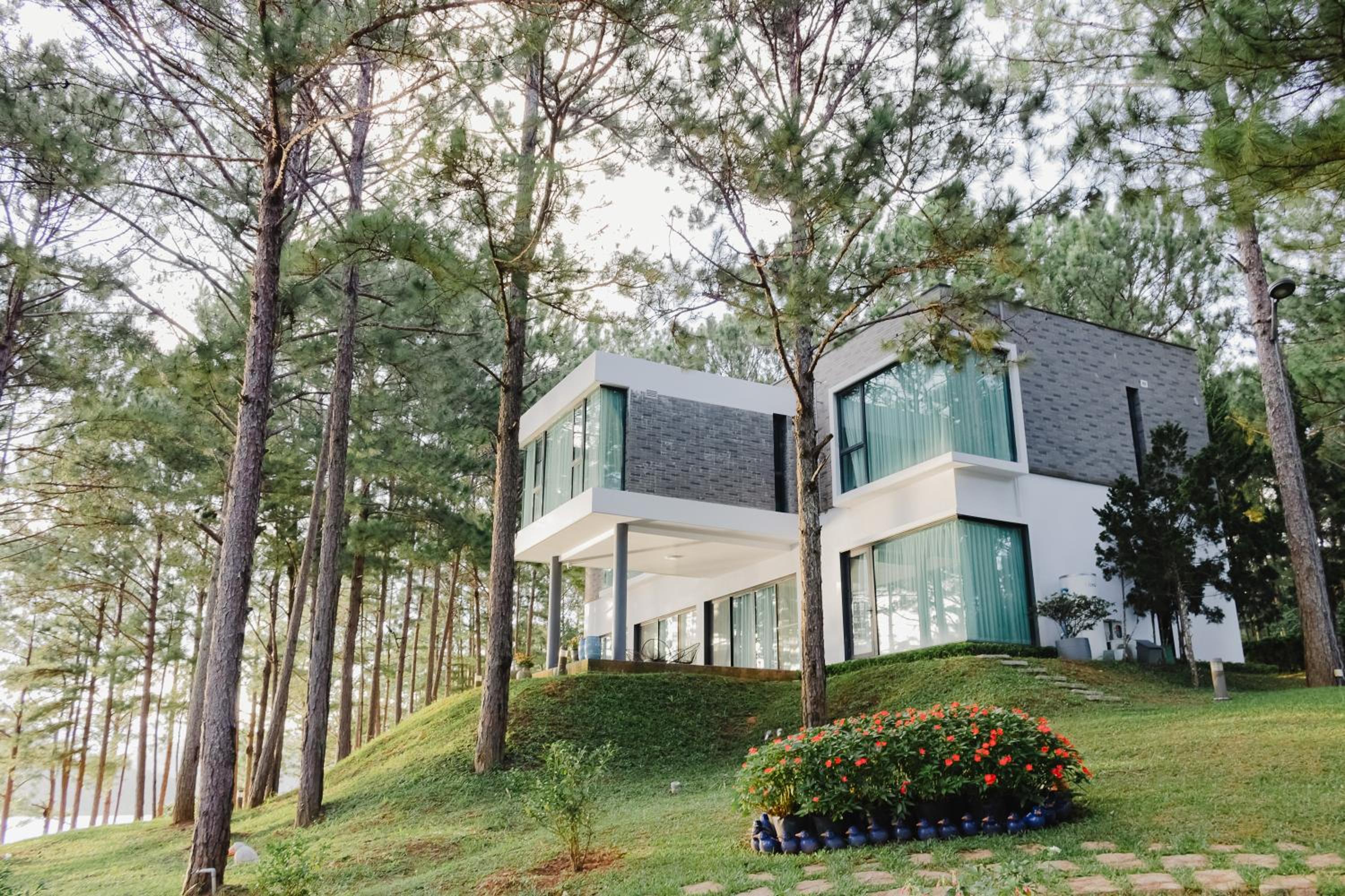 Terracotta Hotel & Resort Dalat