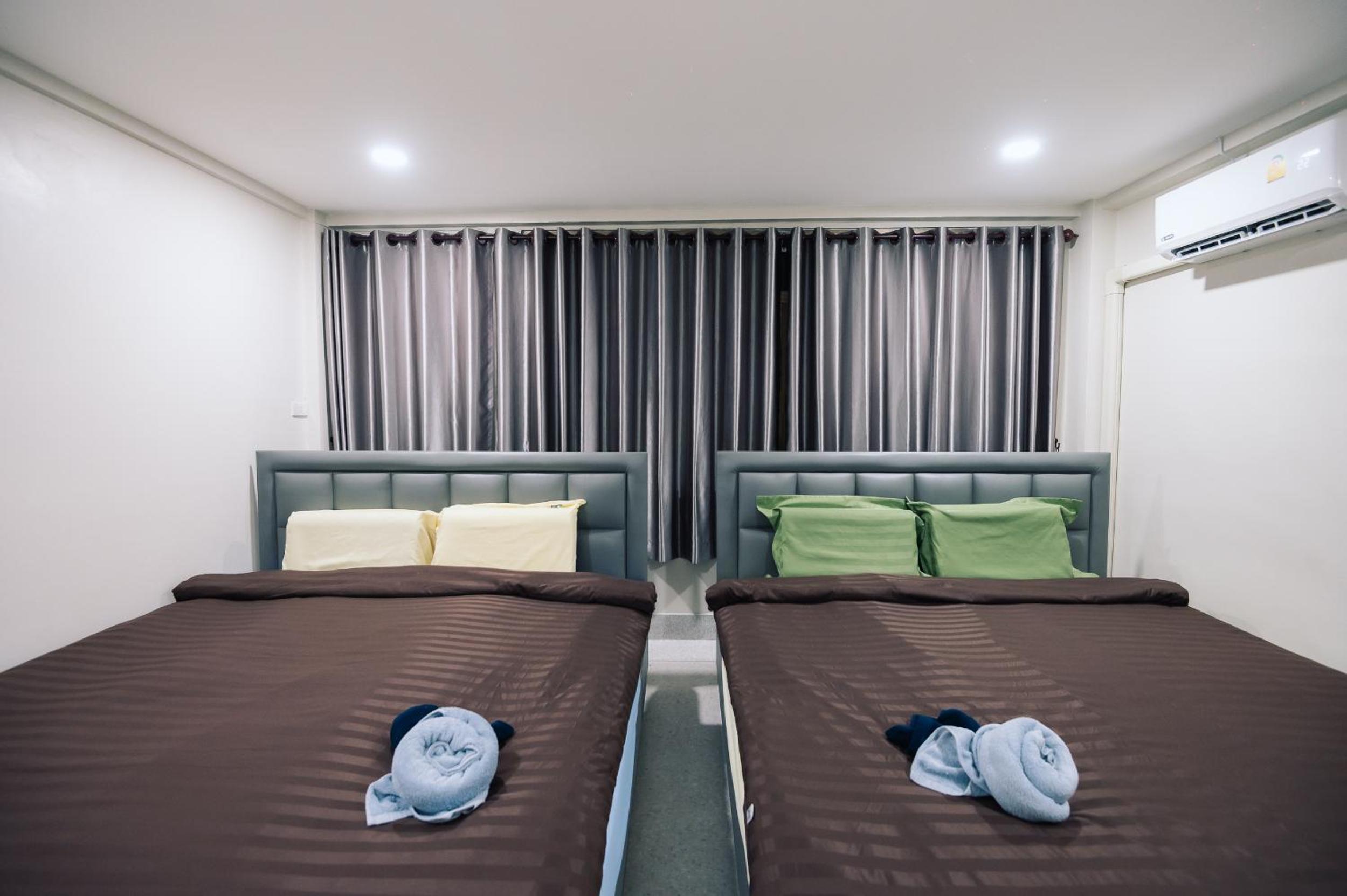 Paradise Found 4BR Villa,Fits 22 PAX, 6-Min to Lee Garden