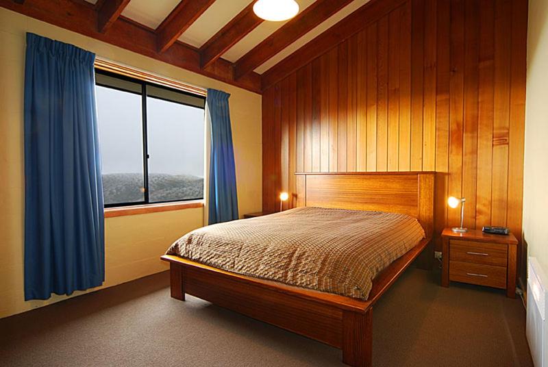 1750 Hotham 12