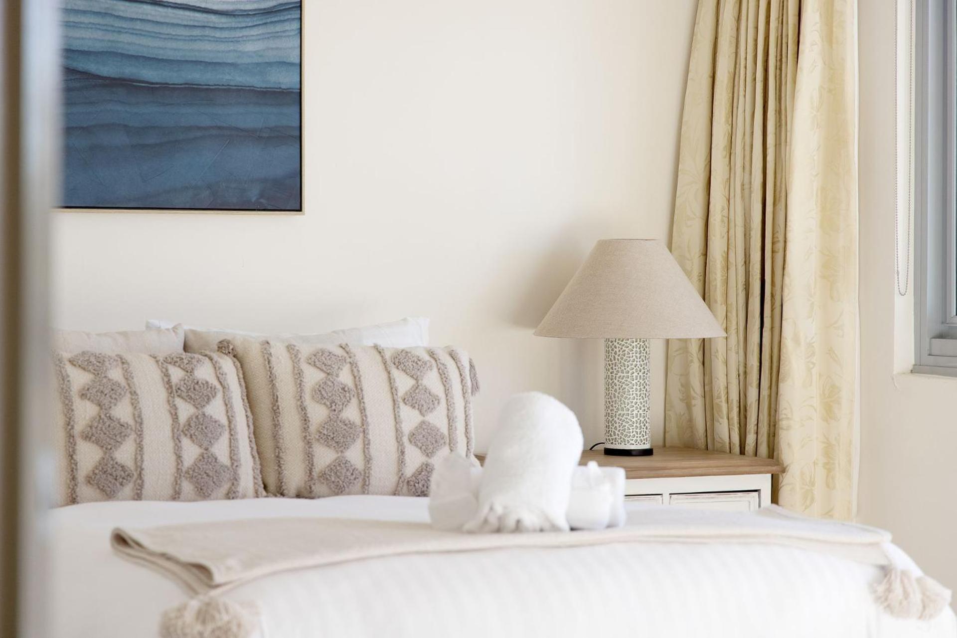 Nelson Bay Apartment with views over the Marina