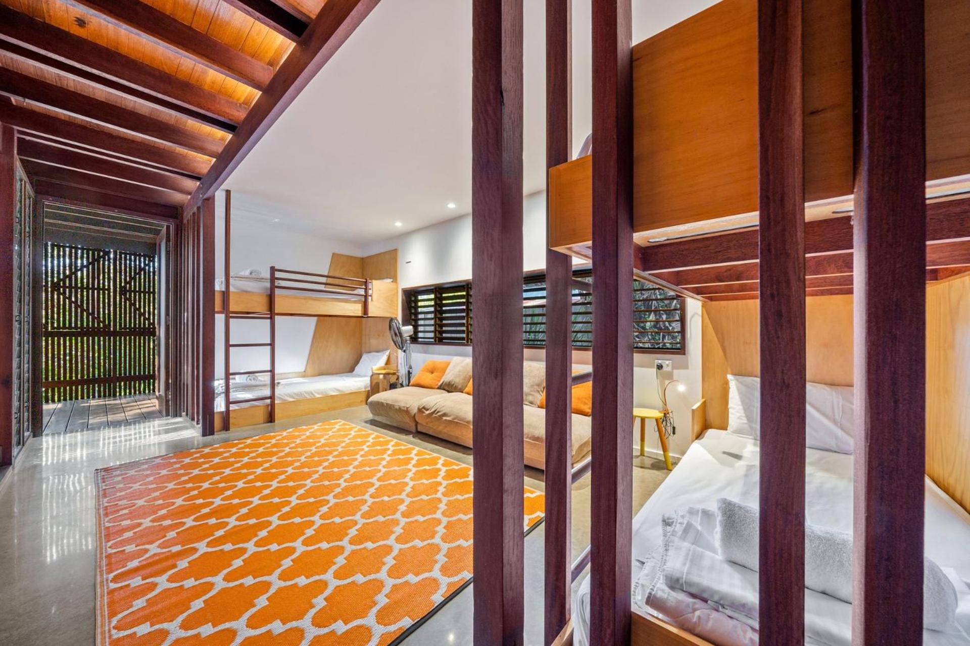Moonshine Beach Shack by Discover Stradbroke