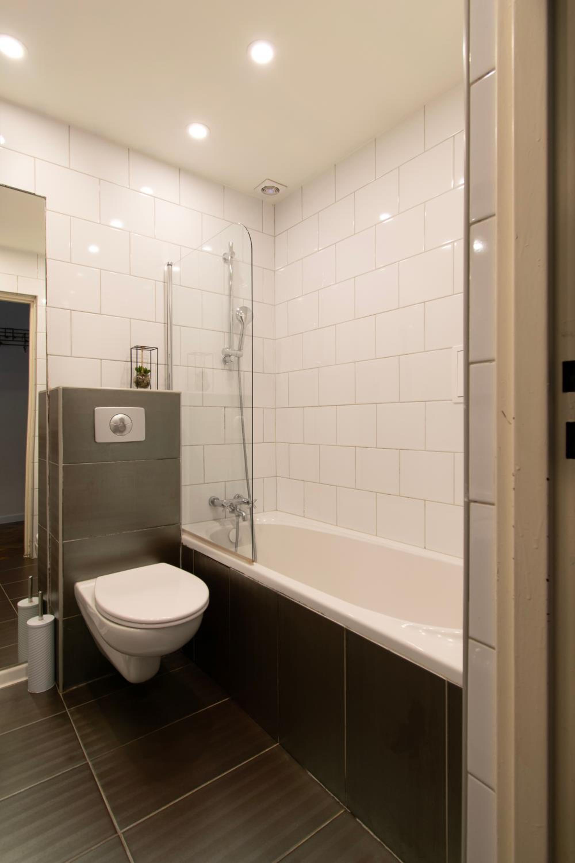 Exclusive Apartments Studencka Street view 3