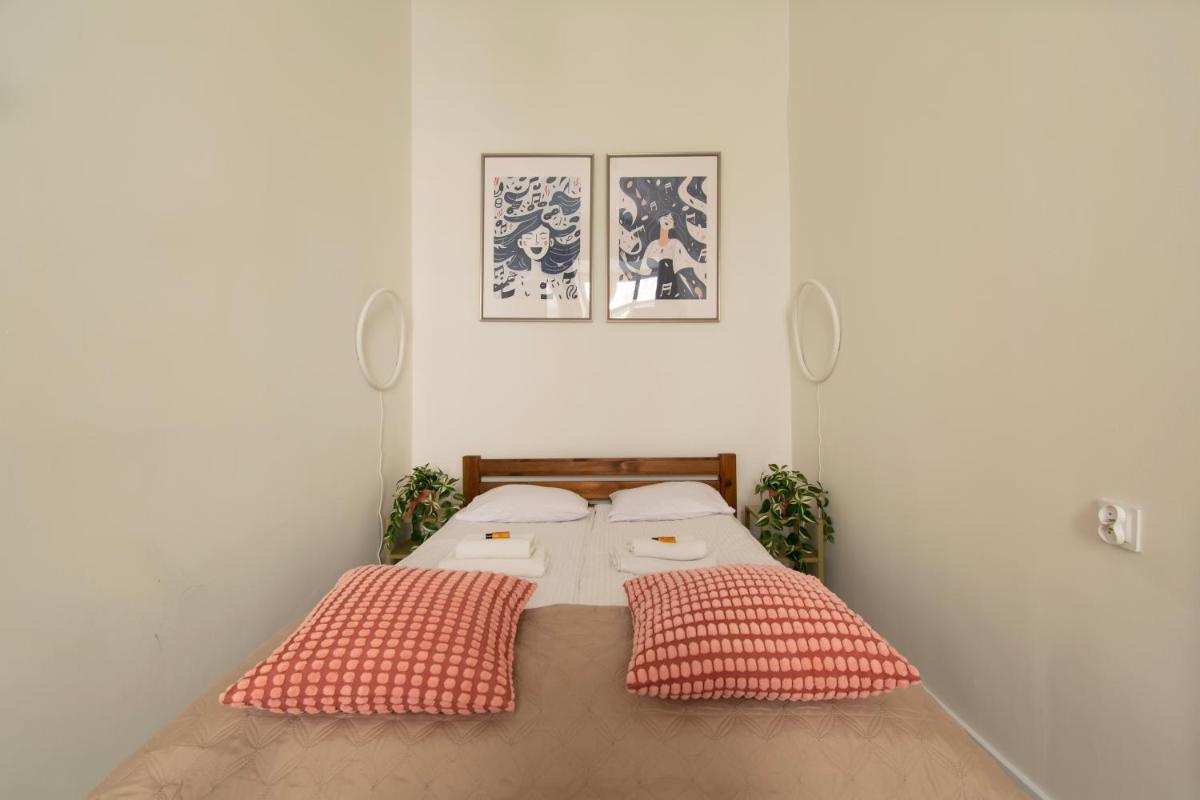 Exclusive Apartments Studencka Street view 4