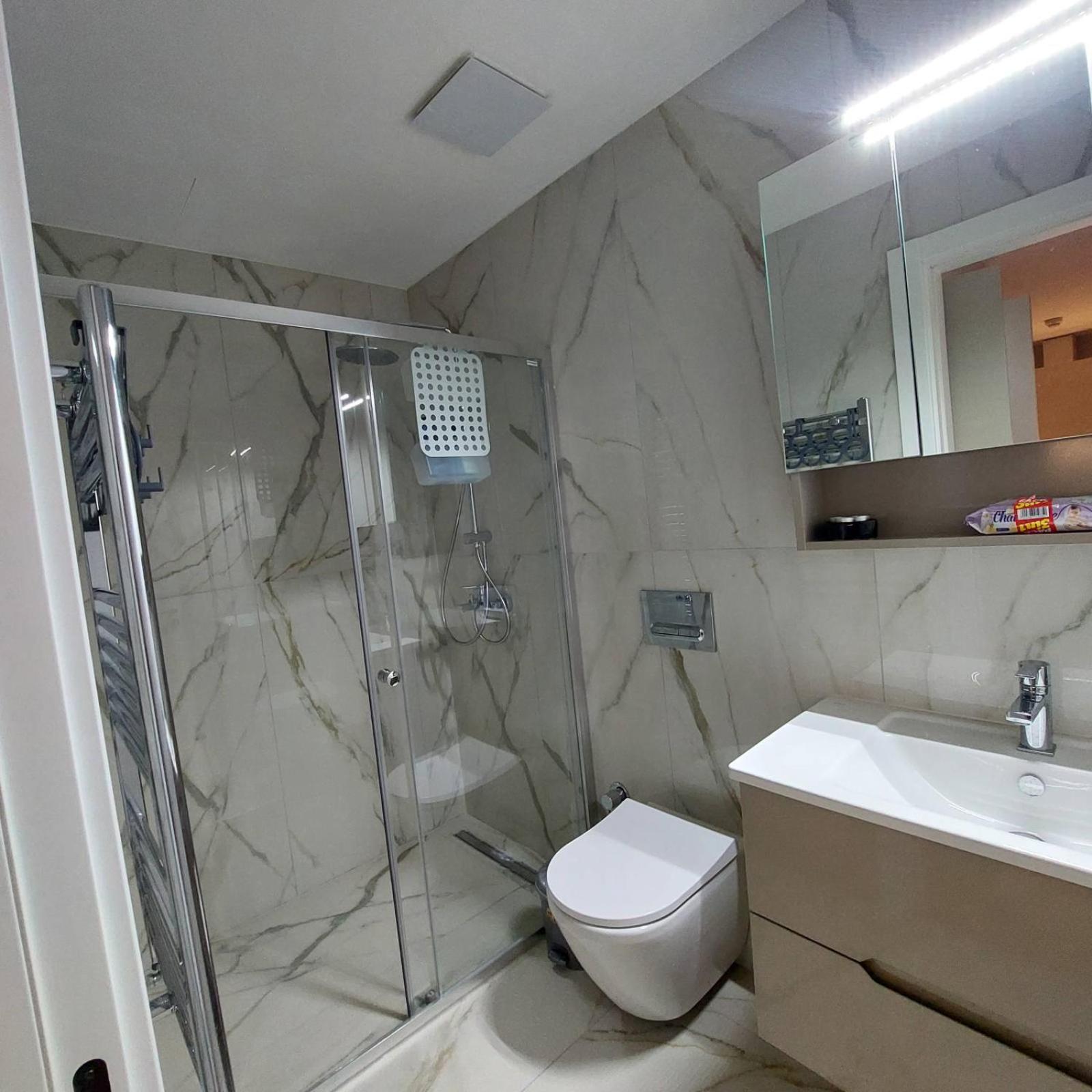 Diamond City Center Apartment