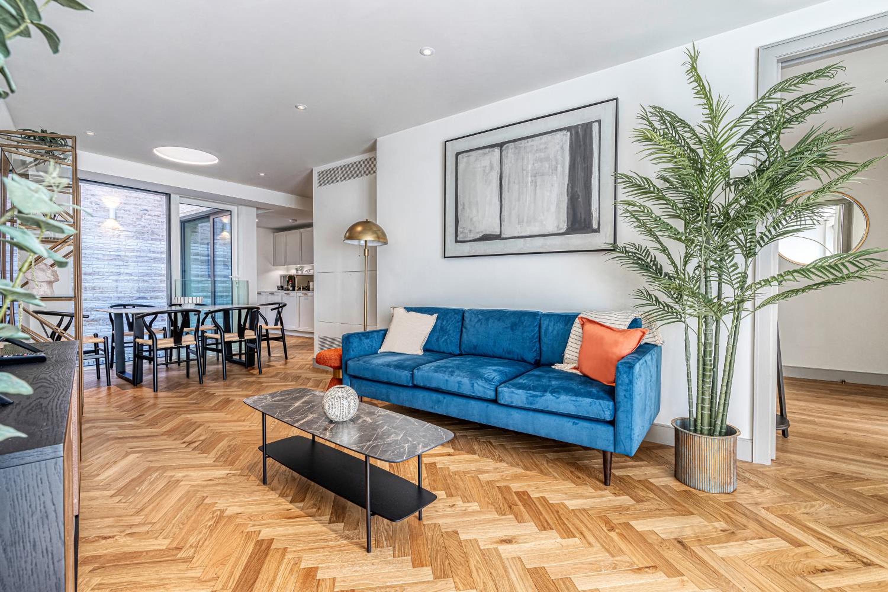 Luxury flats near Big Ben and London Eye