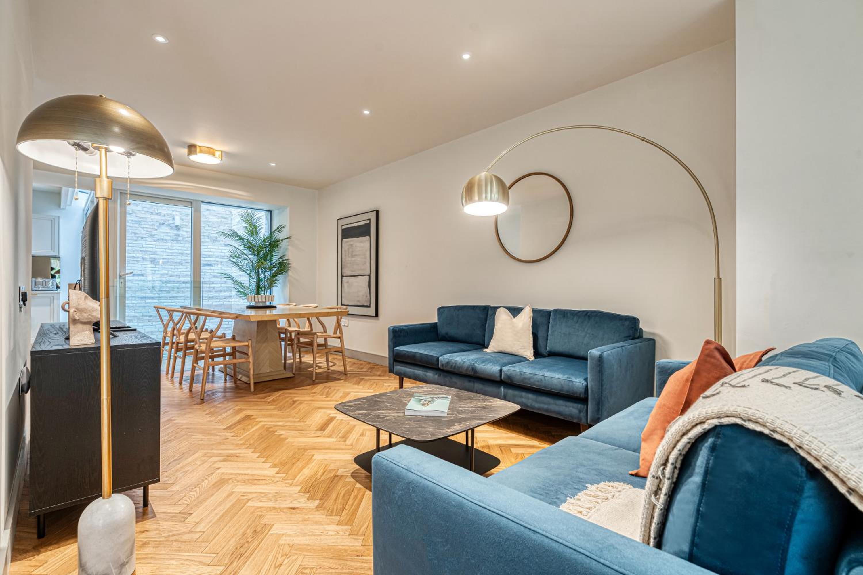 Luxury flats near Big Ben and London Eye