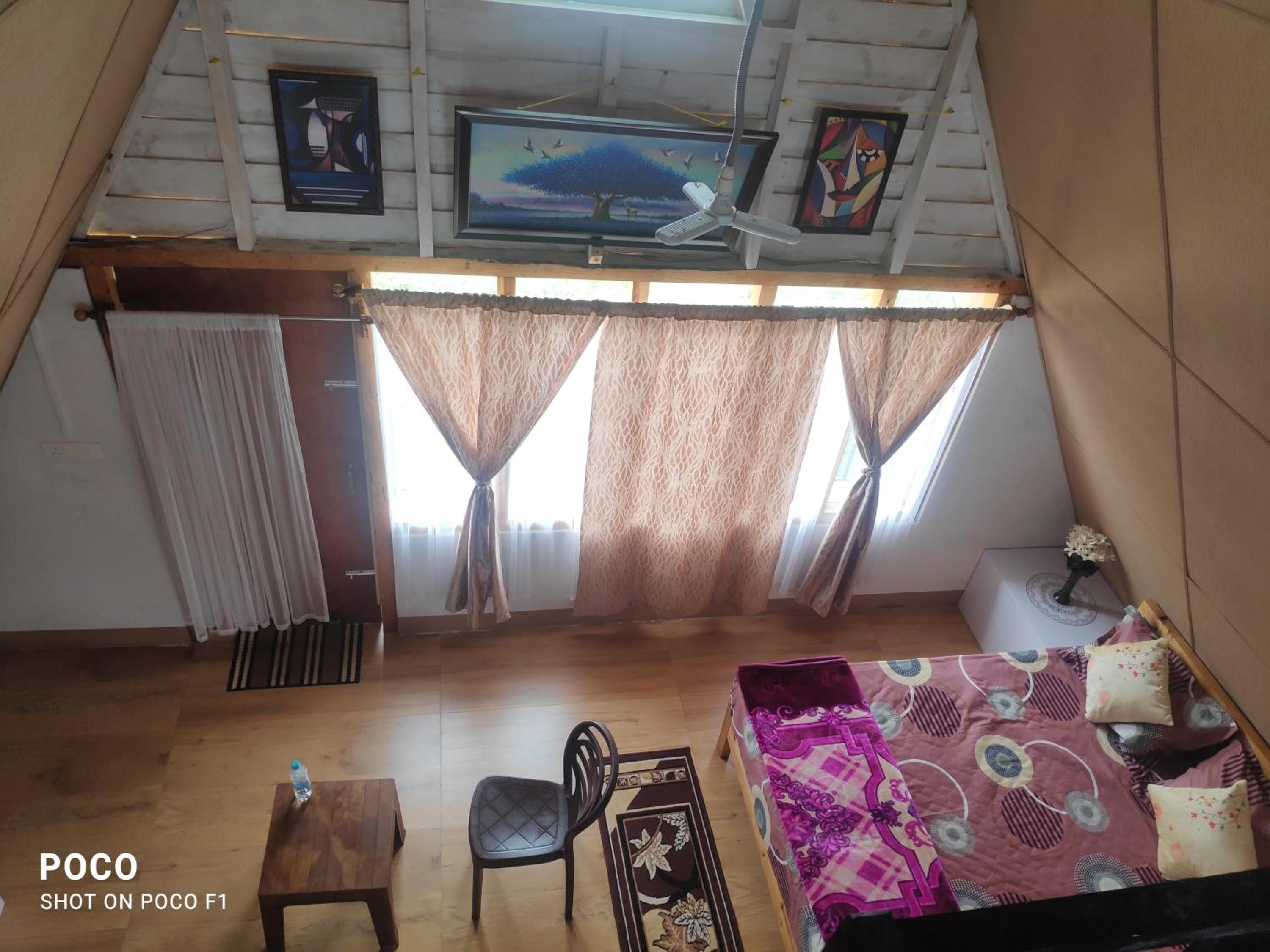SYLWAN-O SUNRISE HOMESTAY & Restaurant