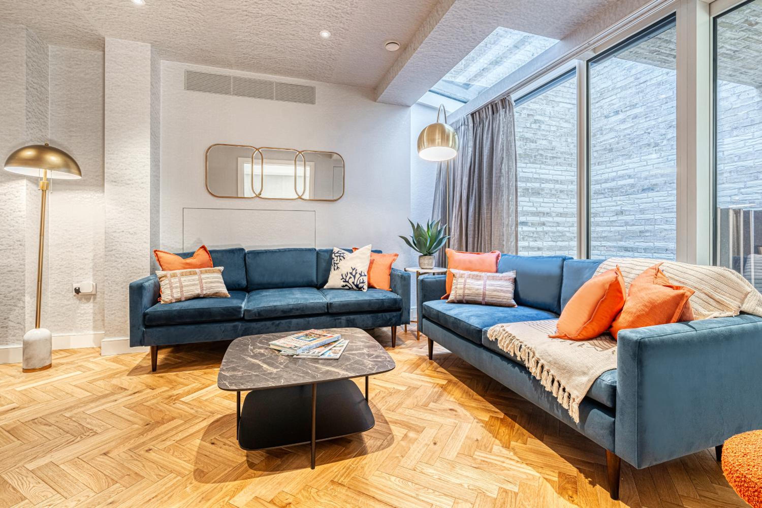 Luxury flats near Big Ben and London Eye