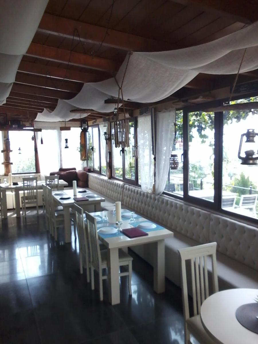Dream Stone Holiday Bar Restaurant